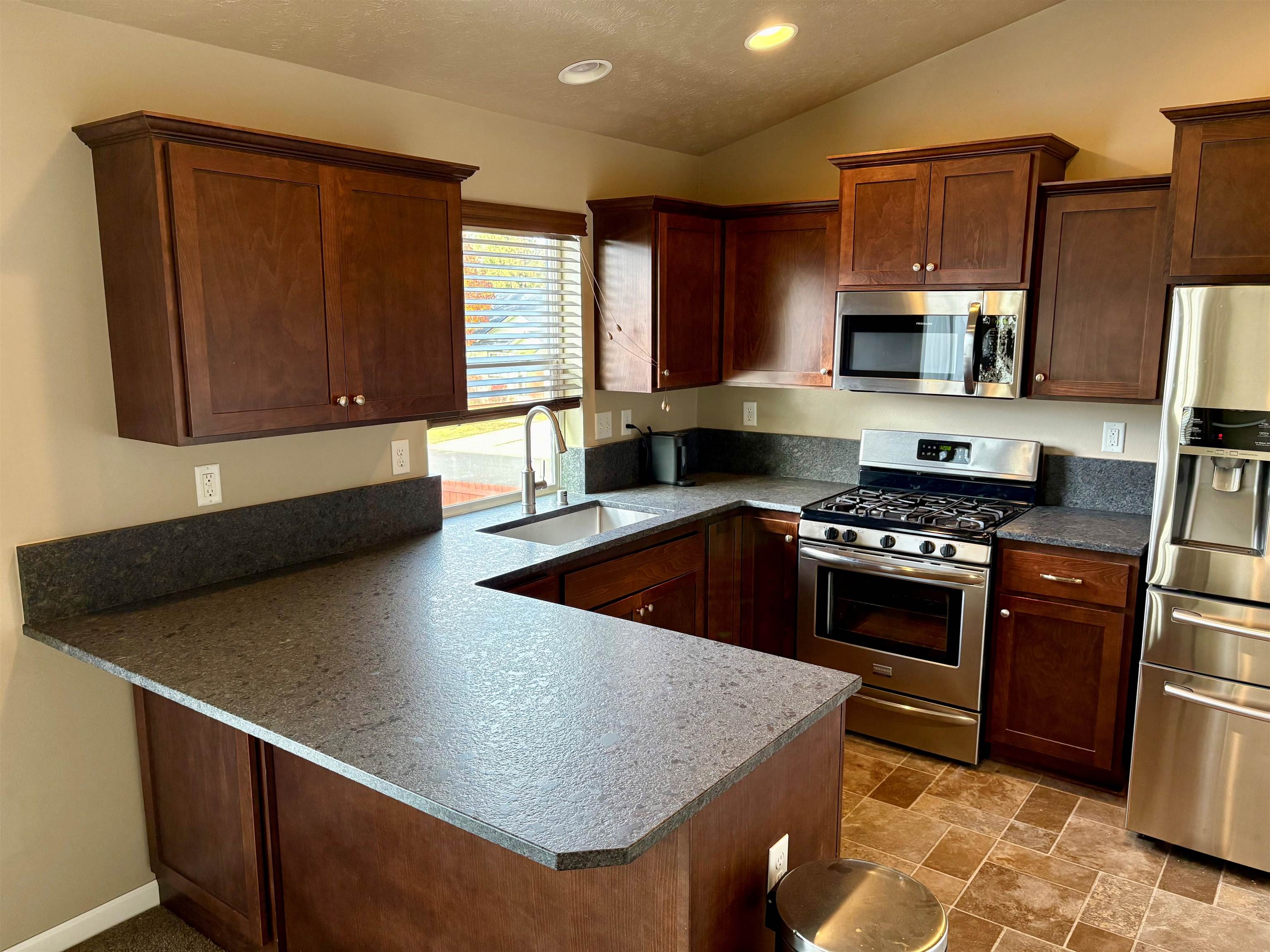 15317 N Hunters Pointe Rd - Photo 3