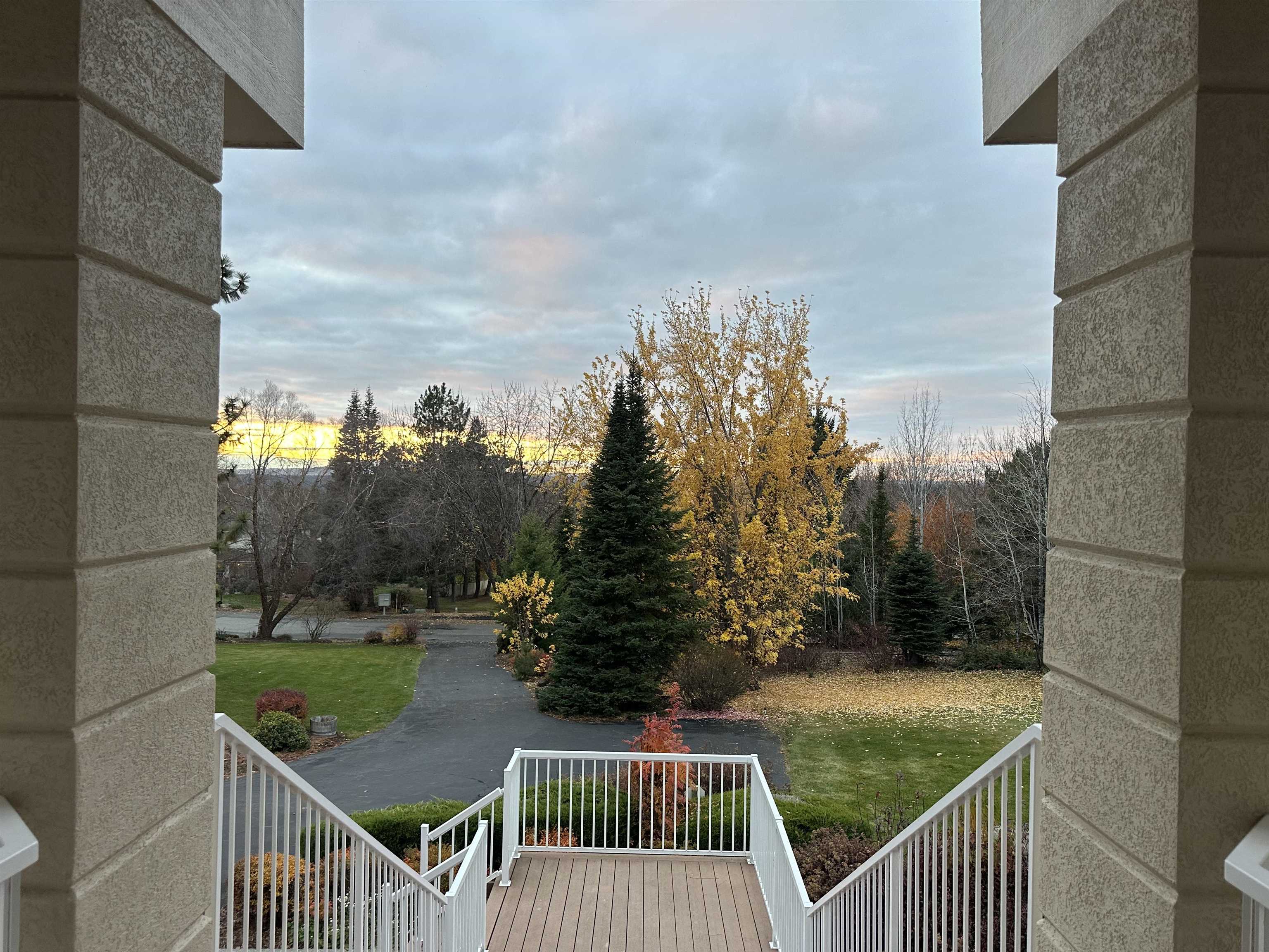 5915 S Dearborn Rd - Photo 3