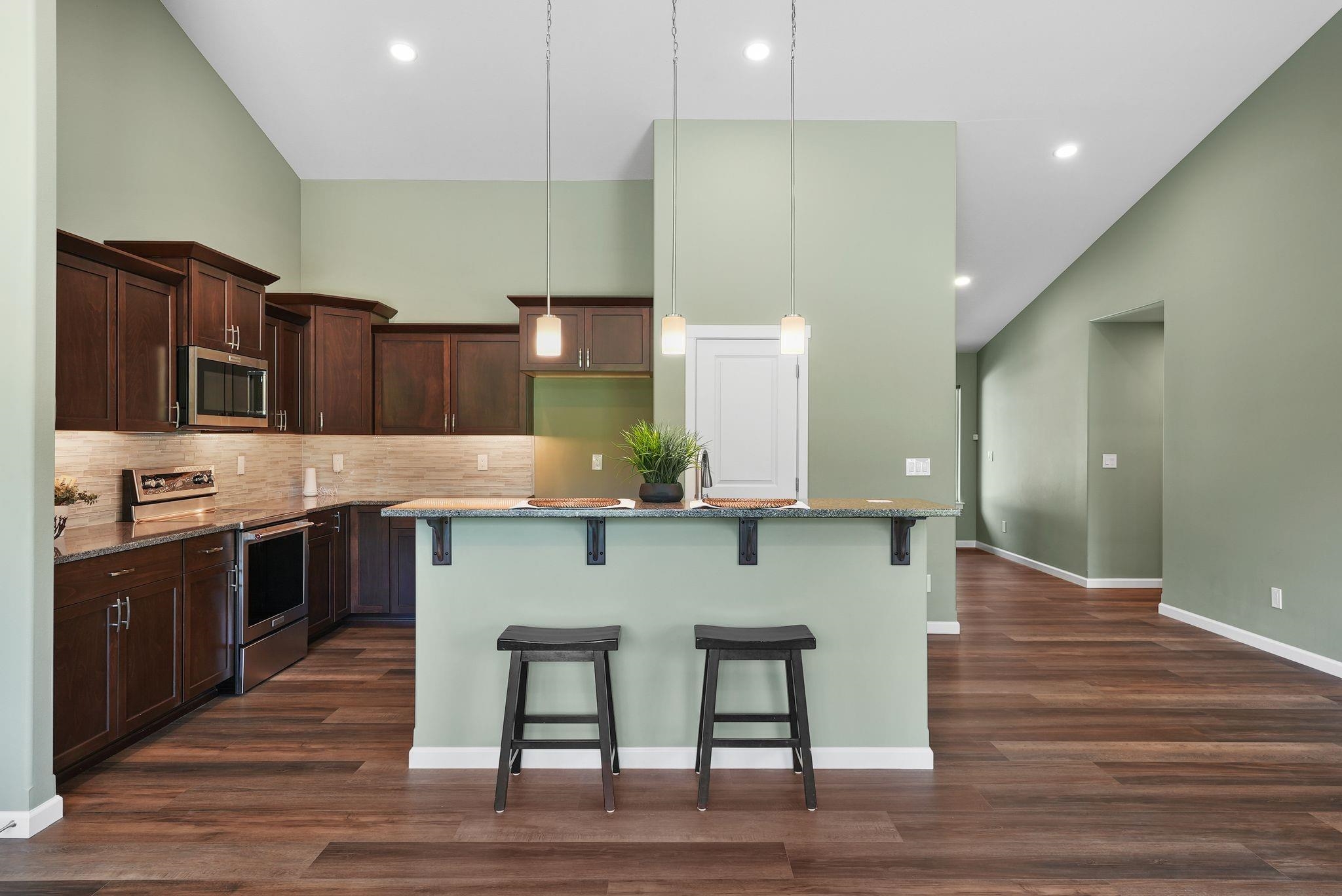 17712 W Burnett Rd - Photo 11