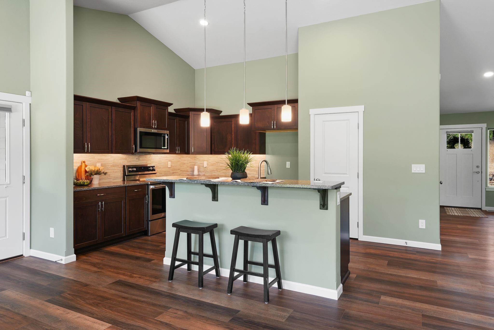 17712 W Burnett Rd - Photo 7