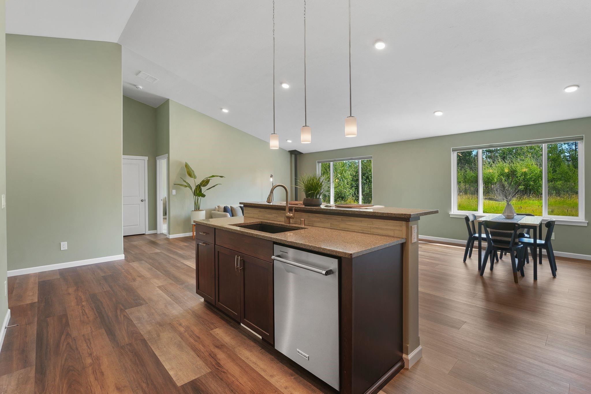 17712 W Burnett Rd - Photo 10