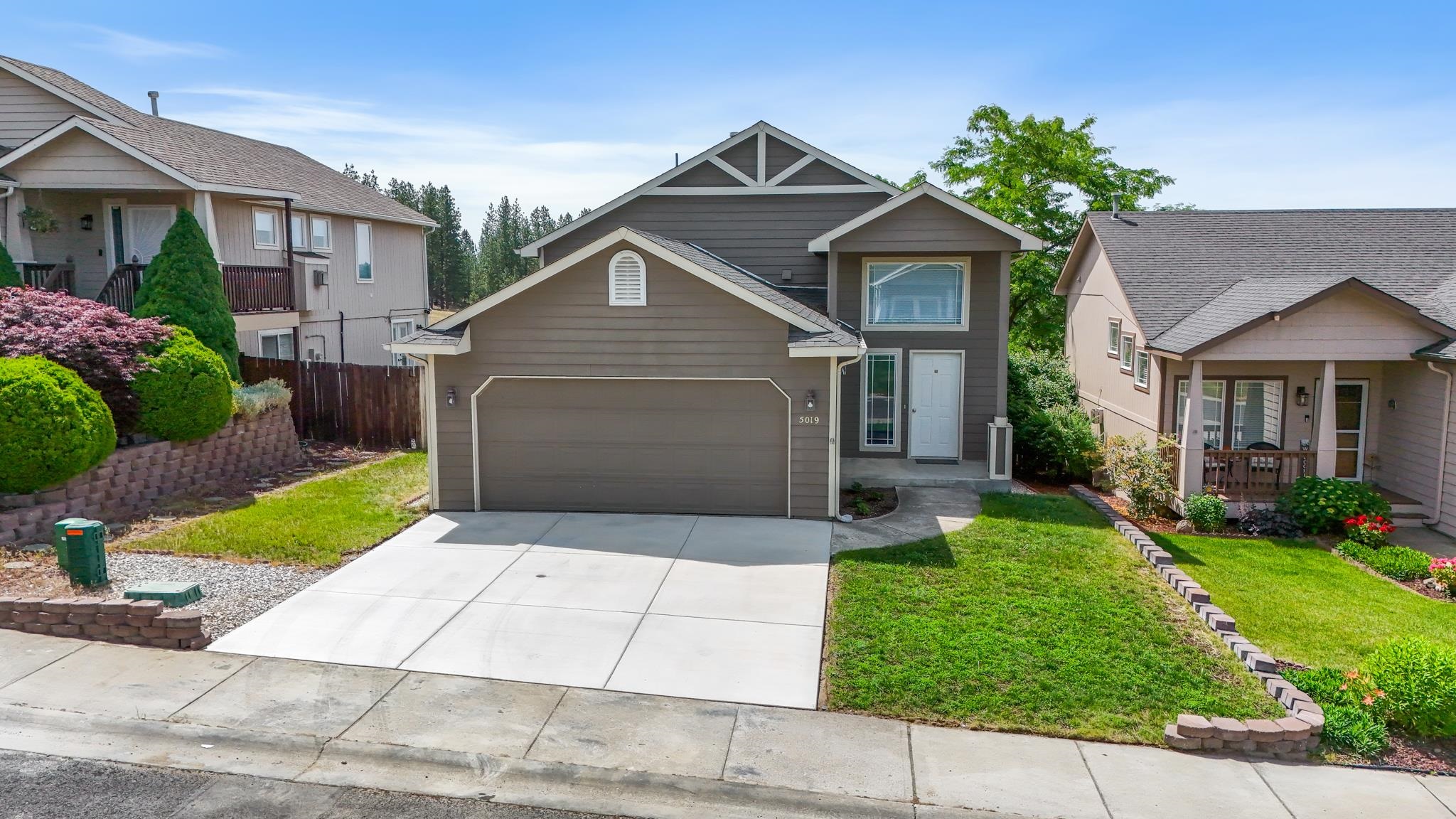 5019 W Prosperity Ln - Photo 1
