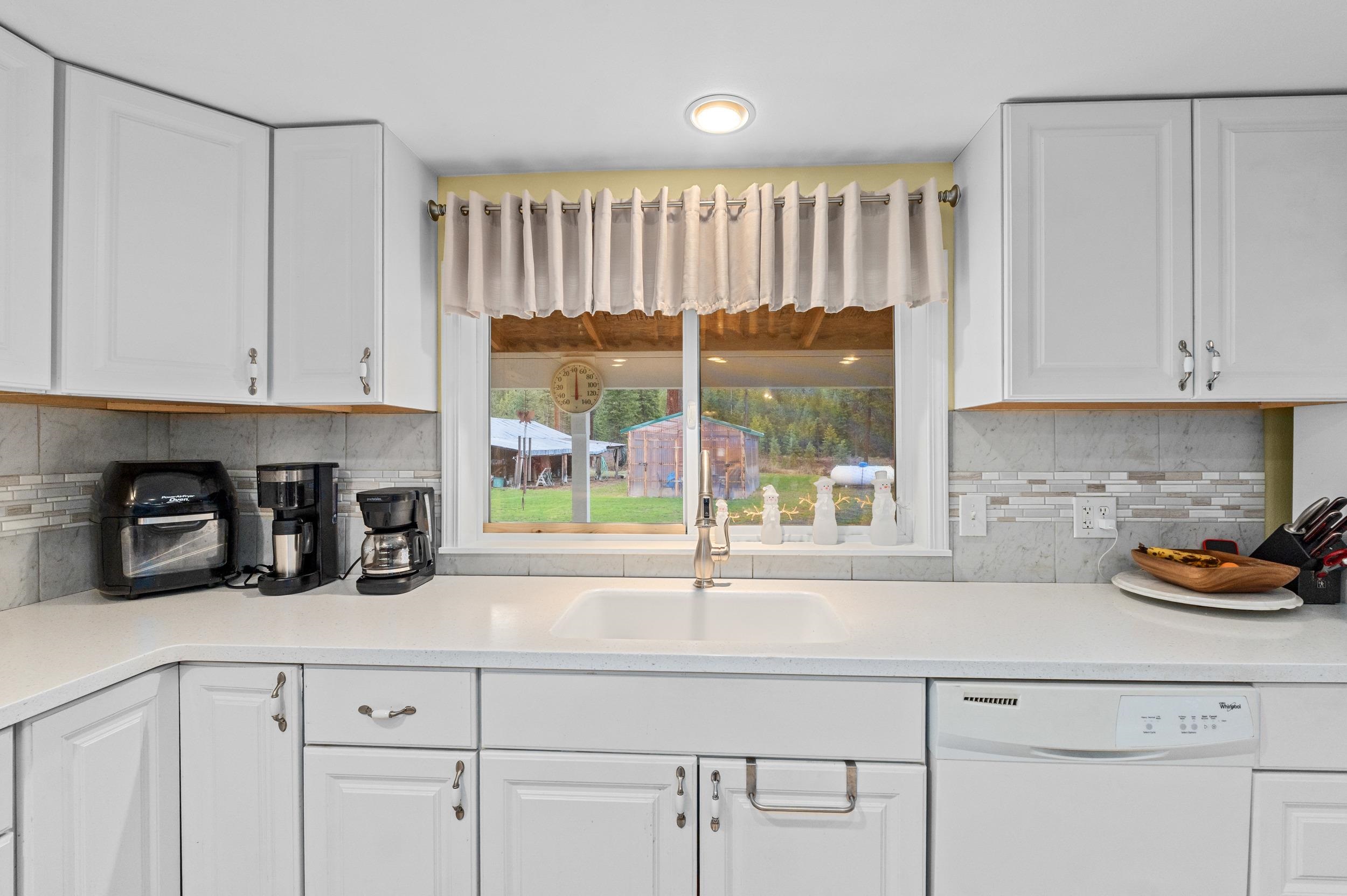 3714 Sand Creek Rd - Photo 14
