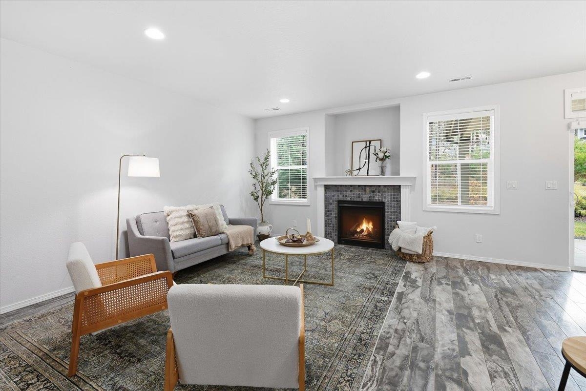 815 W Siena Peak Dr - Photo 4