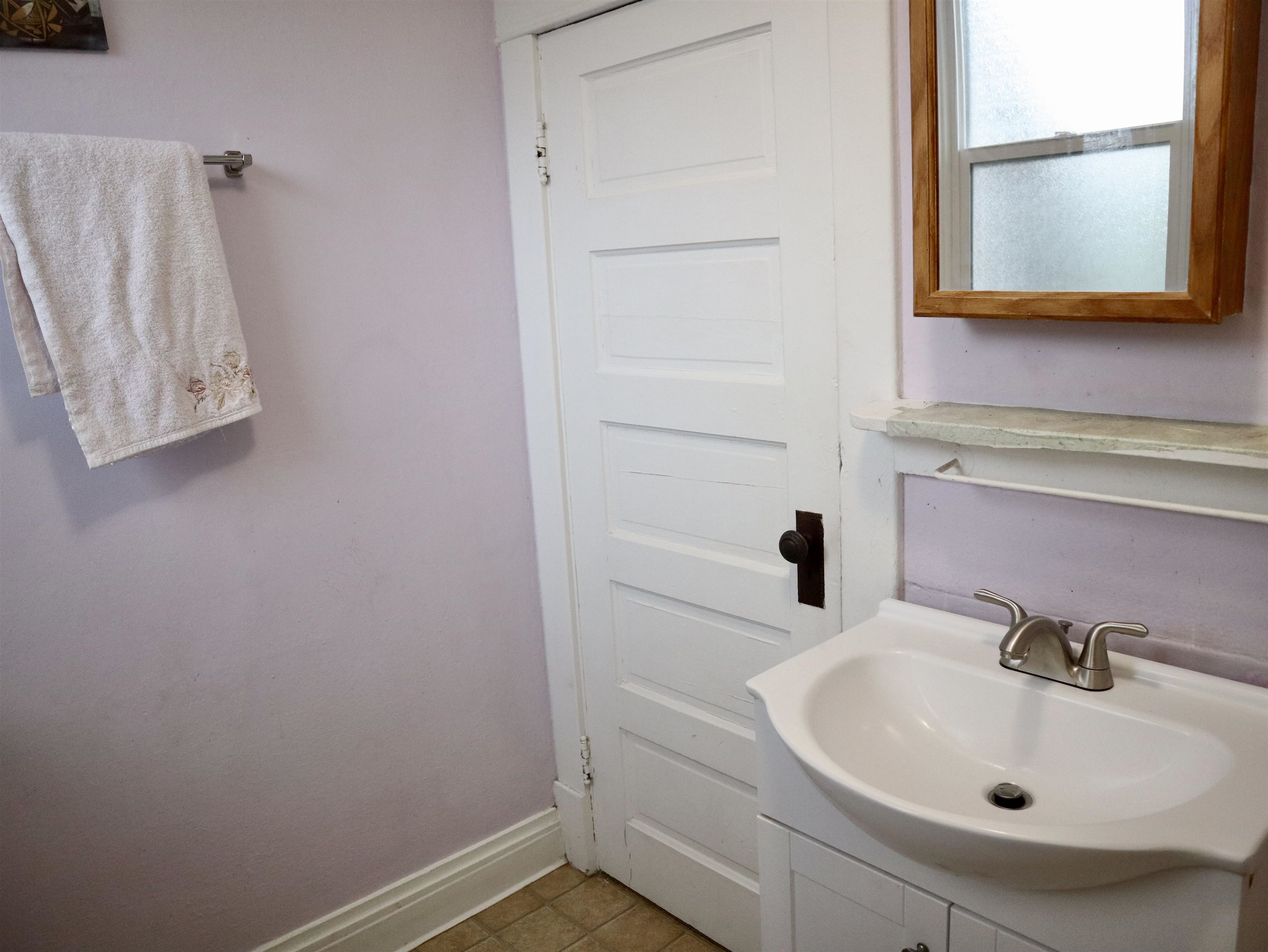 1408 E Providence Ave - Photo 7
