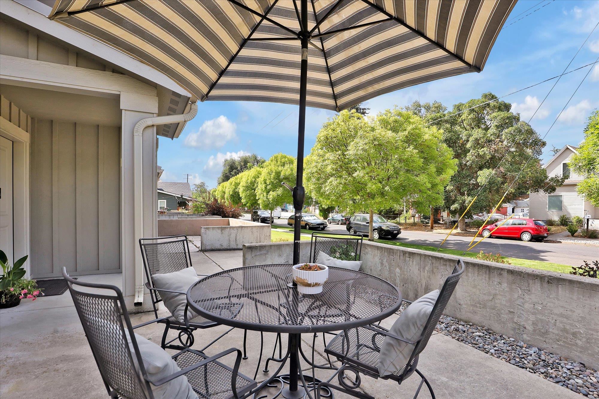 1827 W Bridge Ave - Photo 29