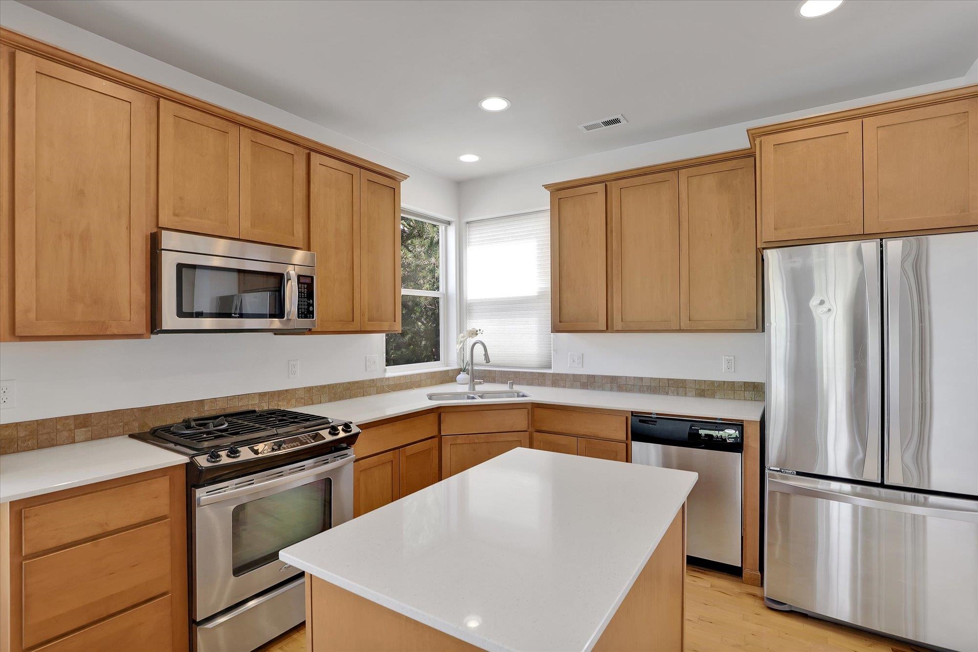 1827 W Bridge Ave - Photo 8
