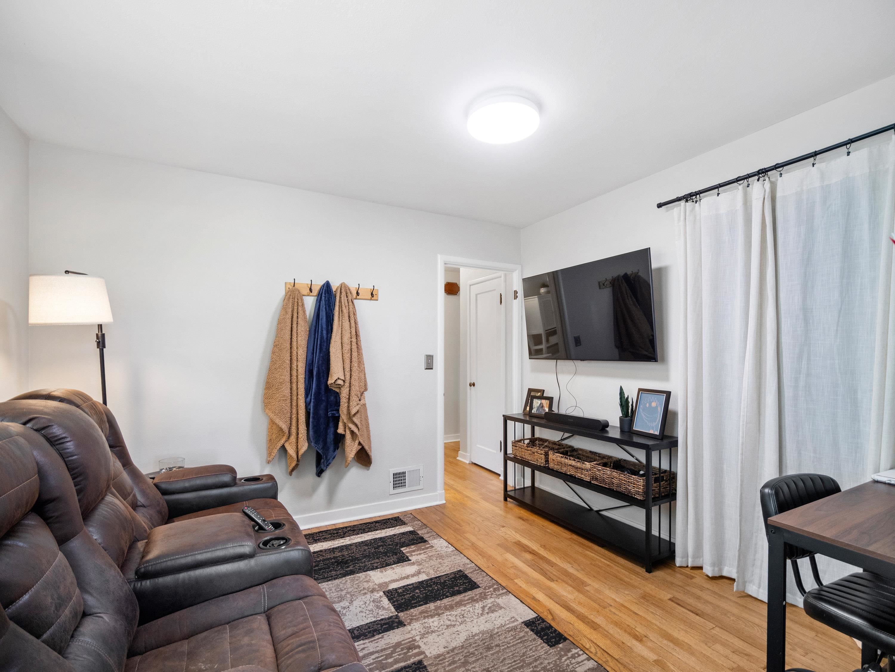 2118 N Hemlock St - Photo 21