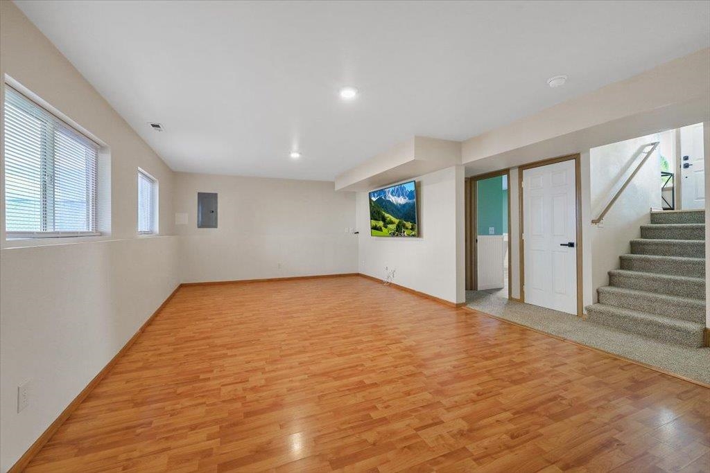 1113 E Rowan Ave - Photo 19