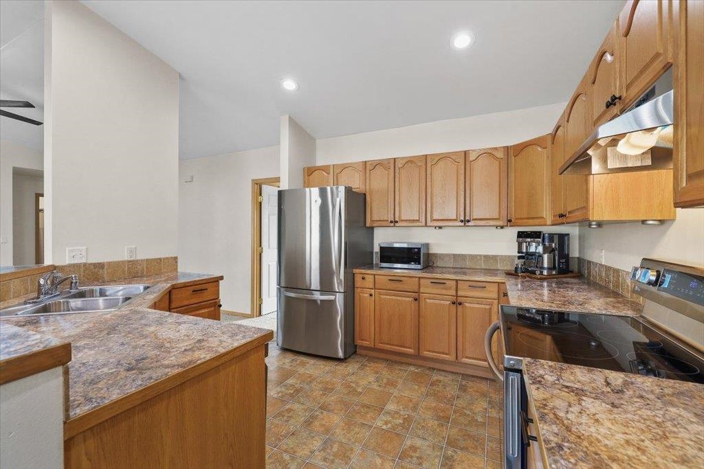 1113 E Rowan Ave - Photo 10