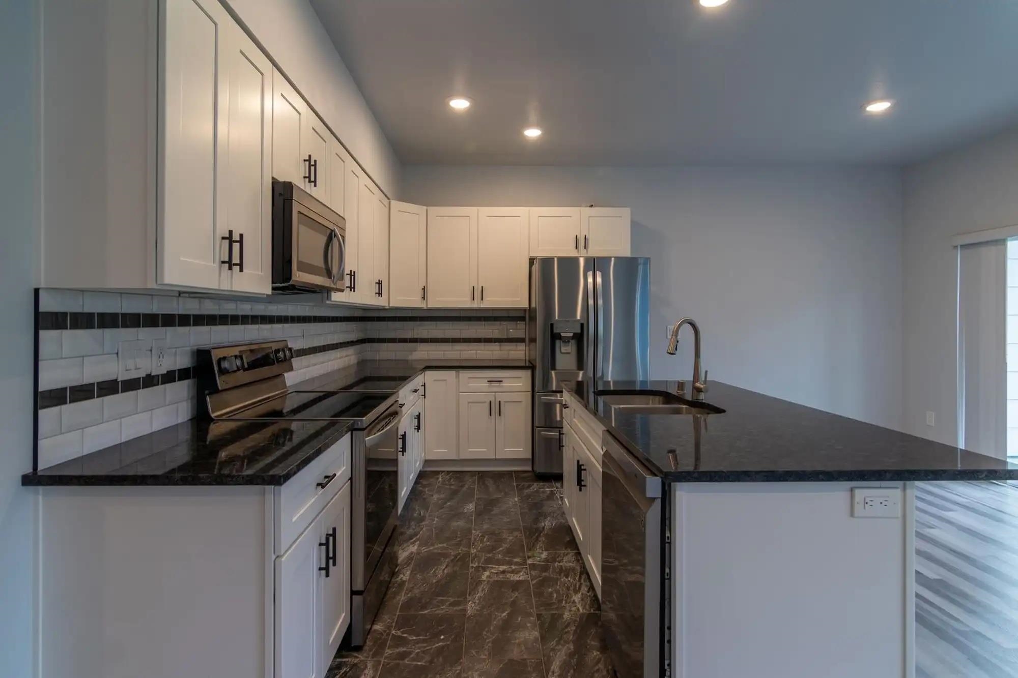 12402 E Broadway Ave - Photo 7