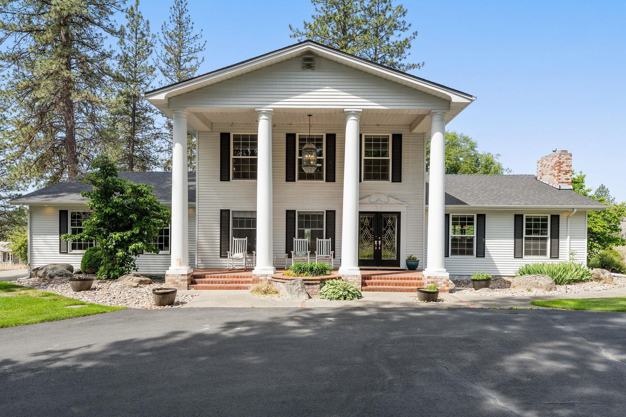 4311 W Center Ln - Photo 2