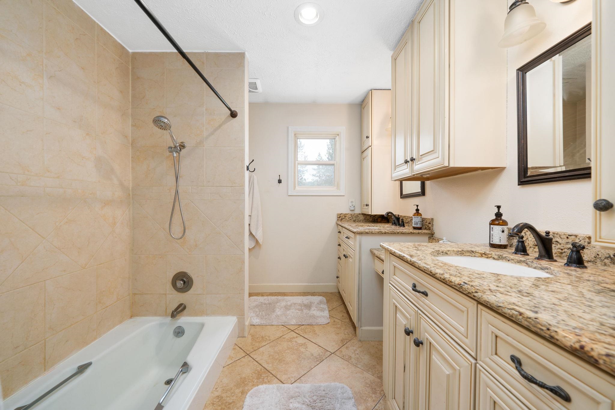 4311 W Center Ln - Photo 19