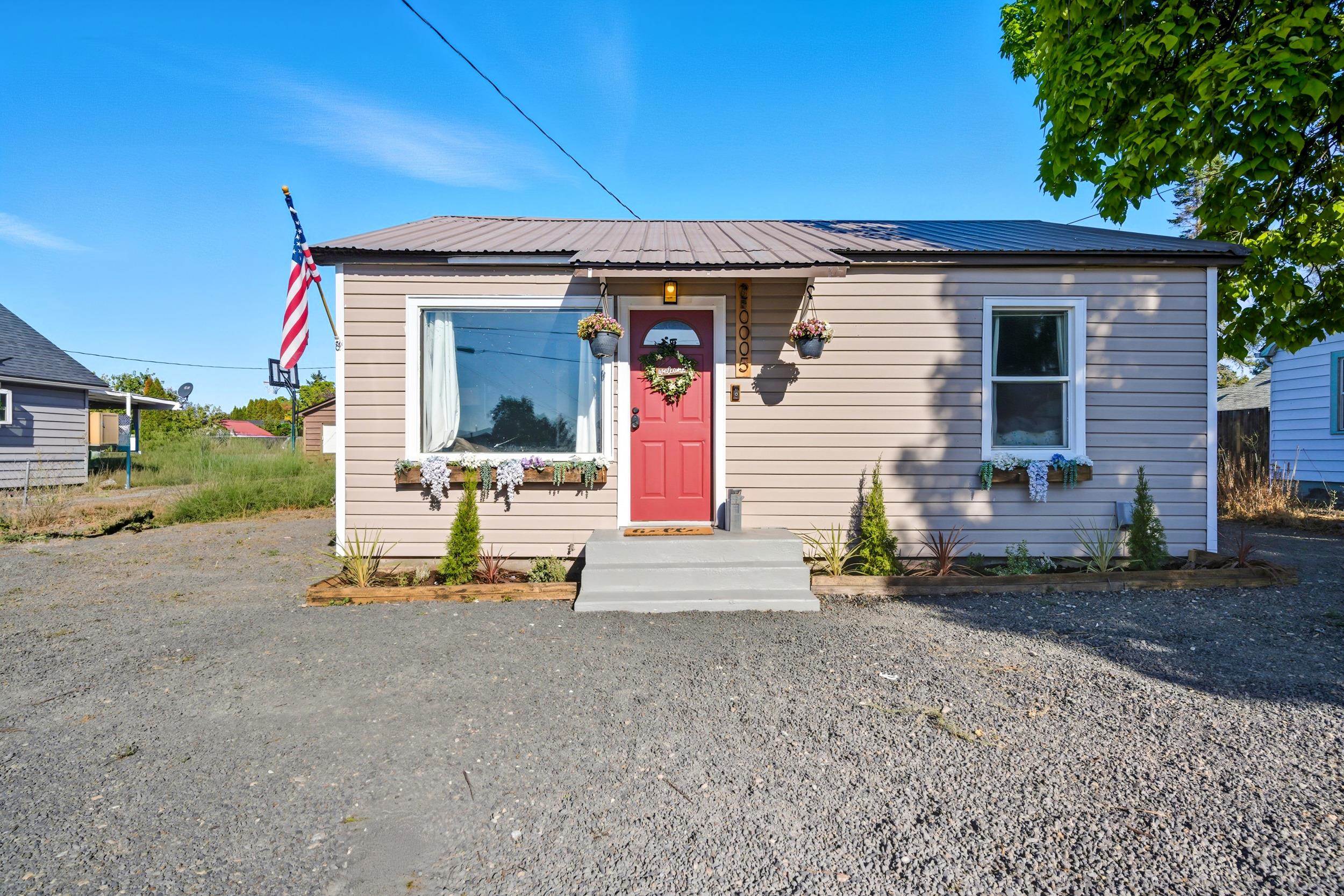 10005 E Empire Ave - Photo 3