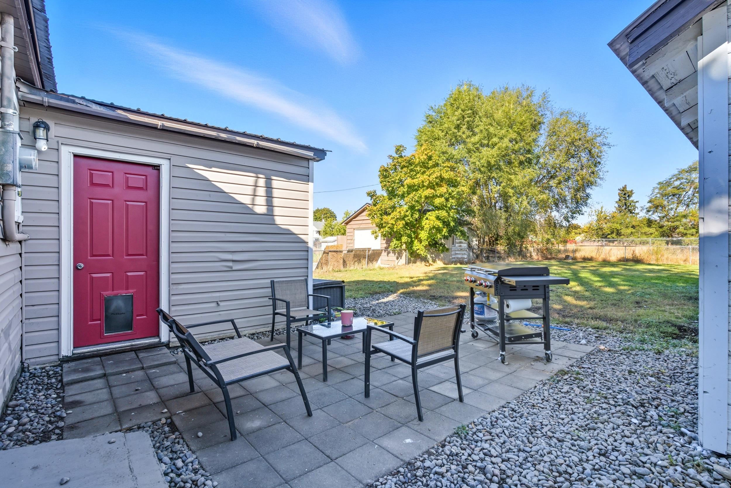10005 E Empire Ave - Photo 6