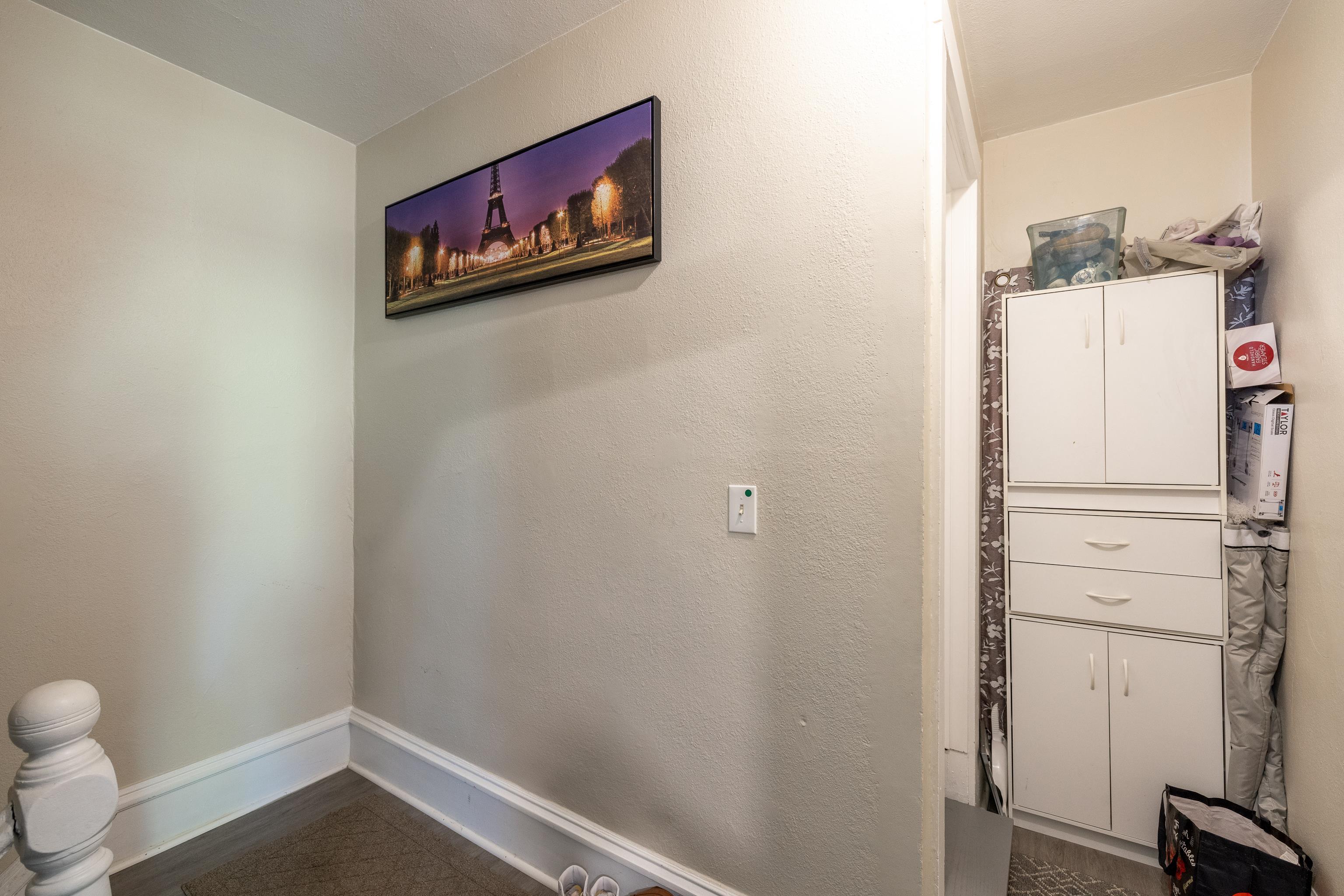422 4th St - Photo 17
