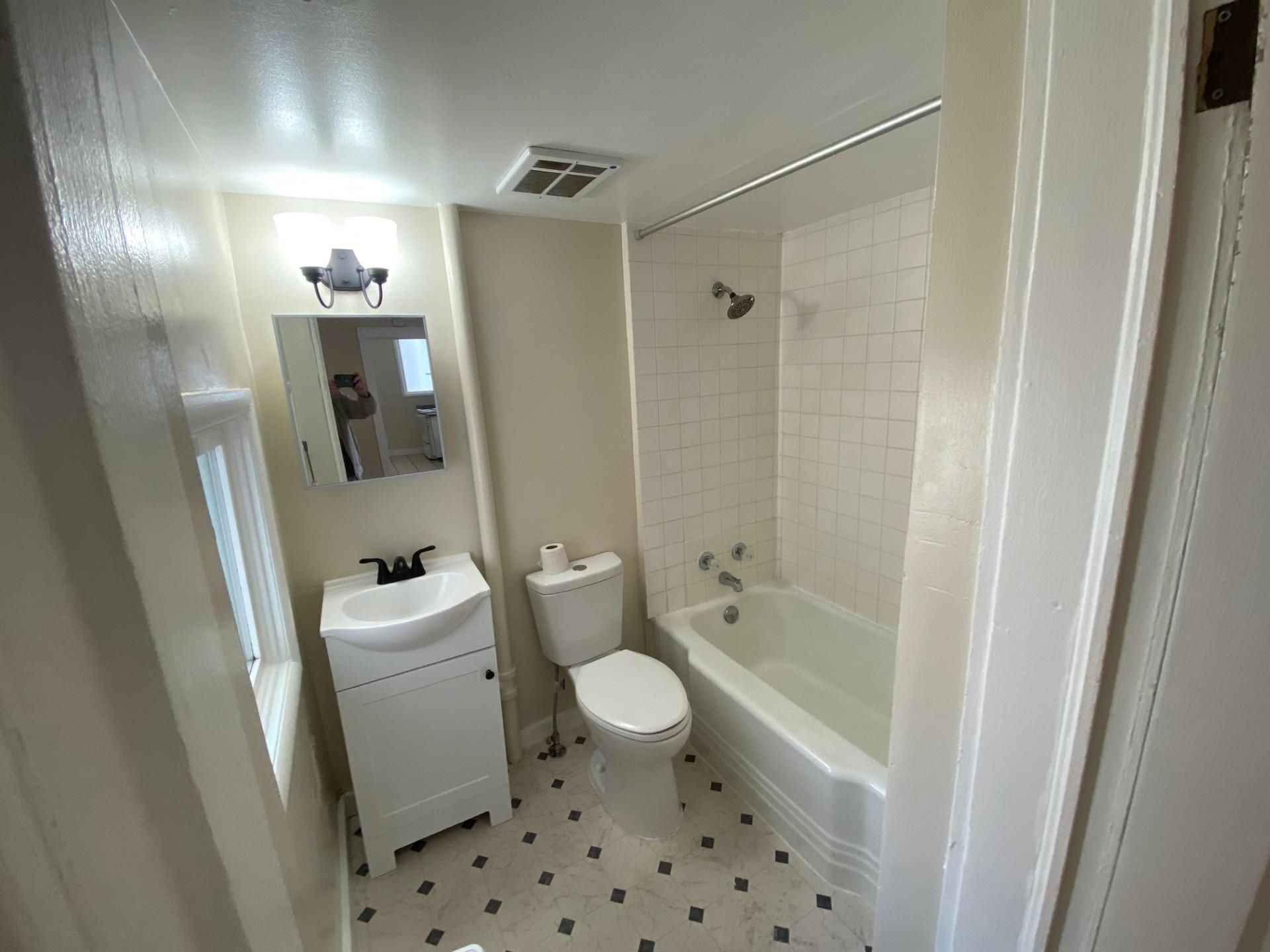 422 4th St - Photo 9