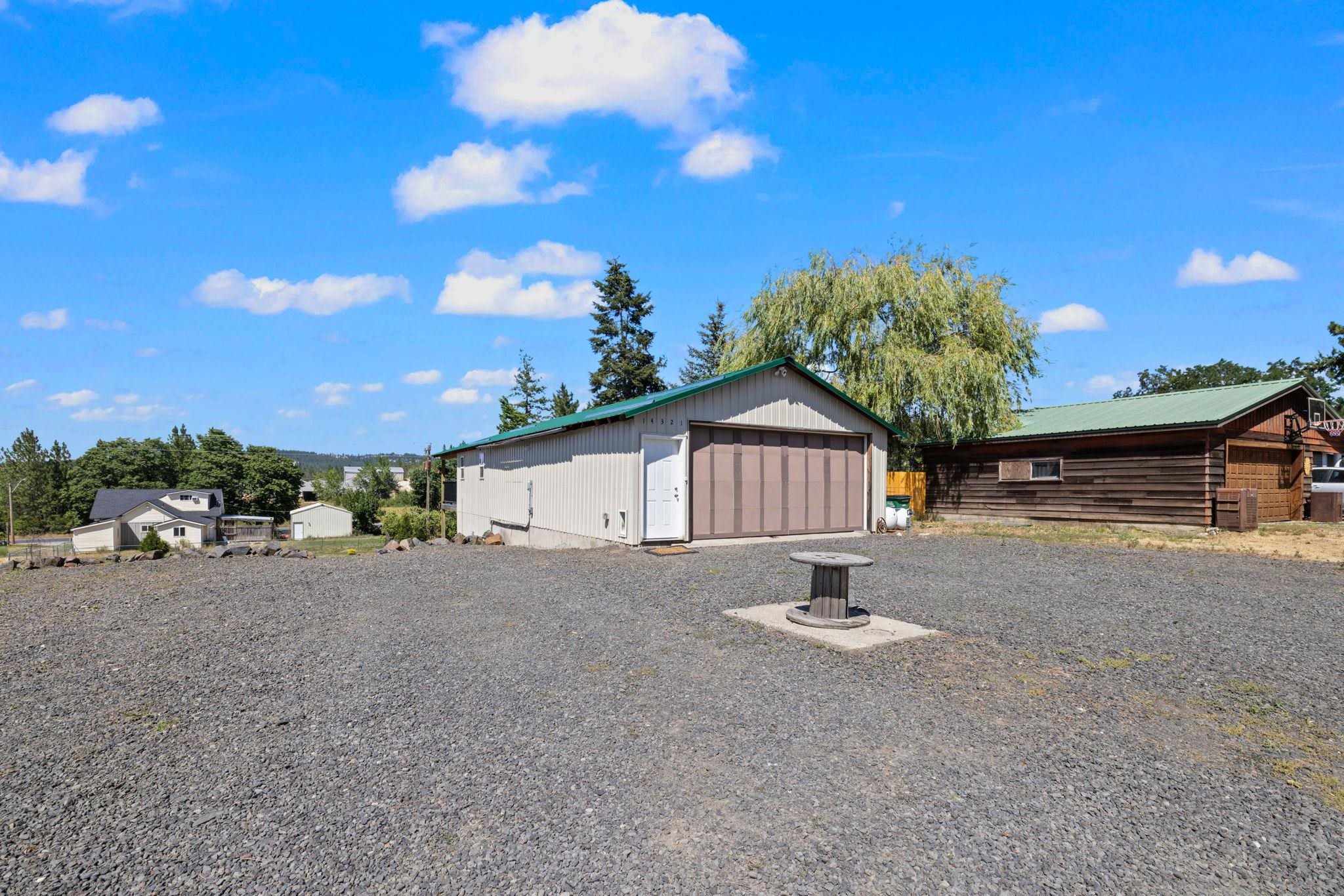 14321 ROBERT Ave - Photo 22
