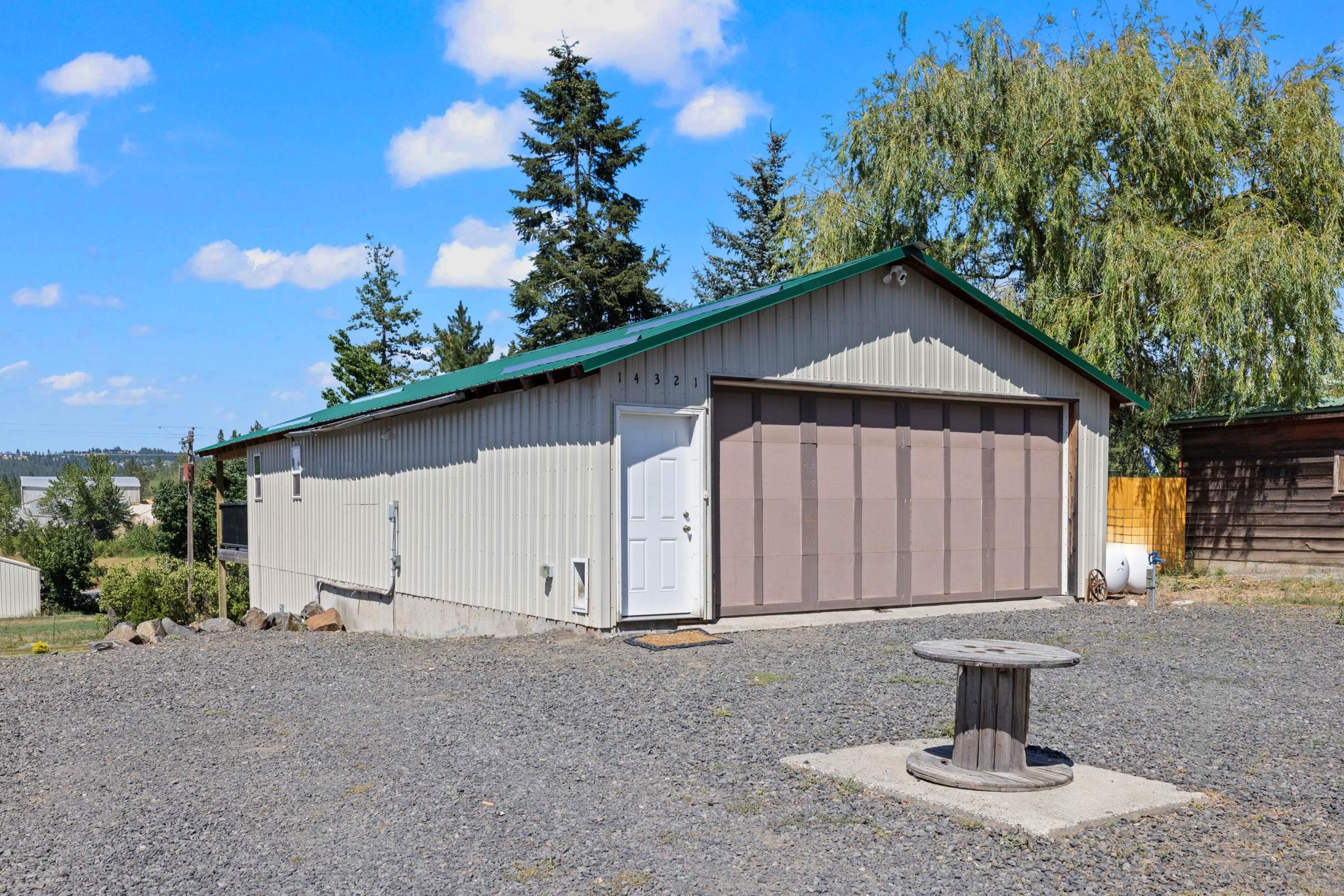 14321 ROBERT Ave - Photo 25