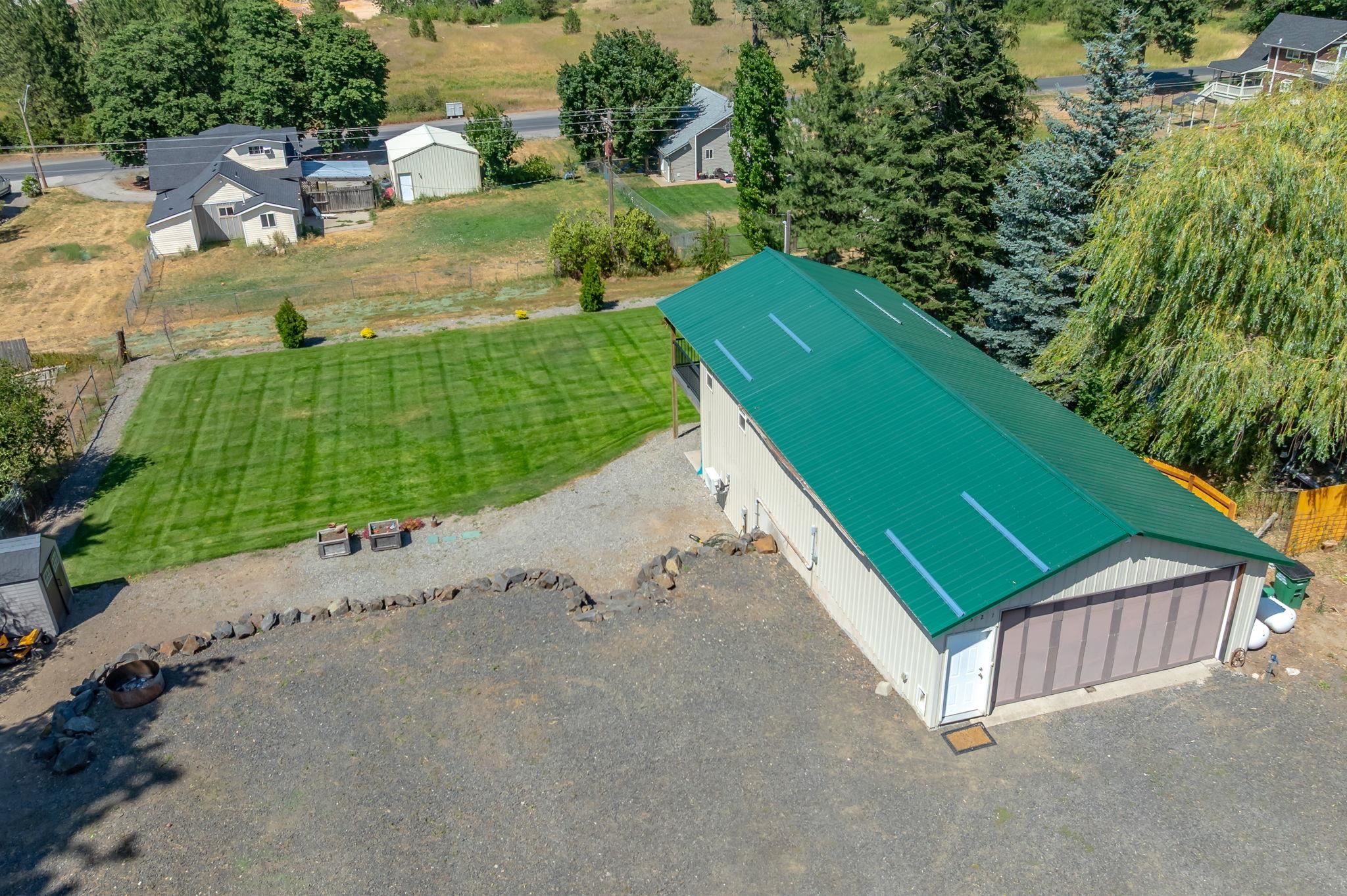 14321 ROBERT Ave - Photo 26