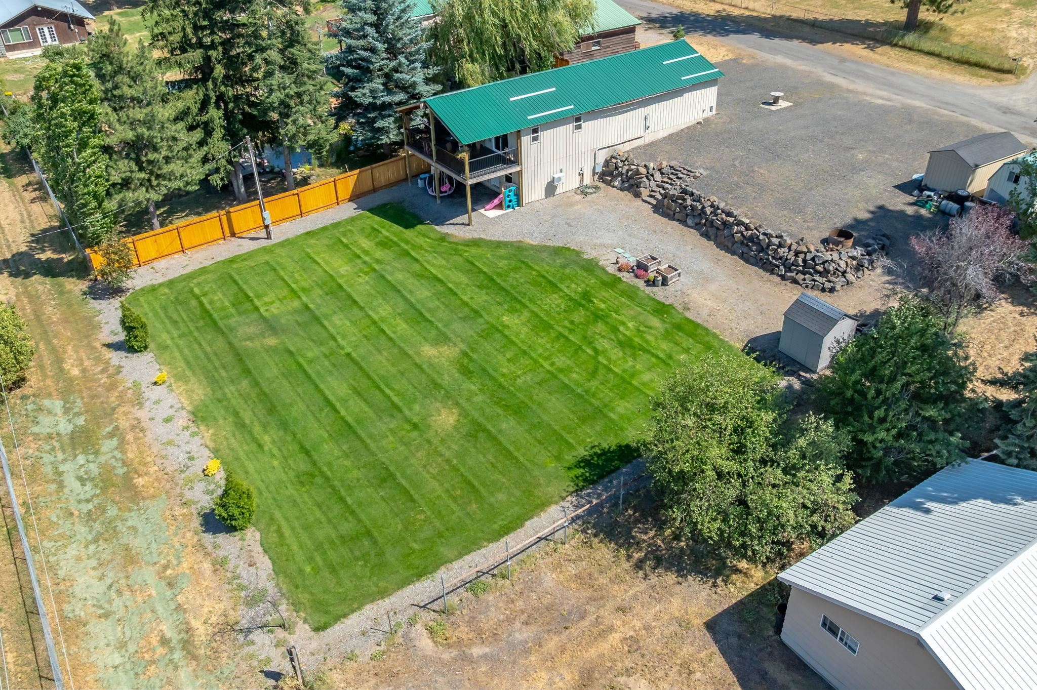 14321 ROBERT Ave - Photo 4