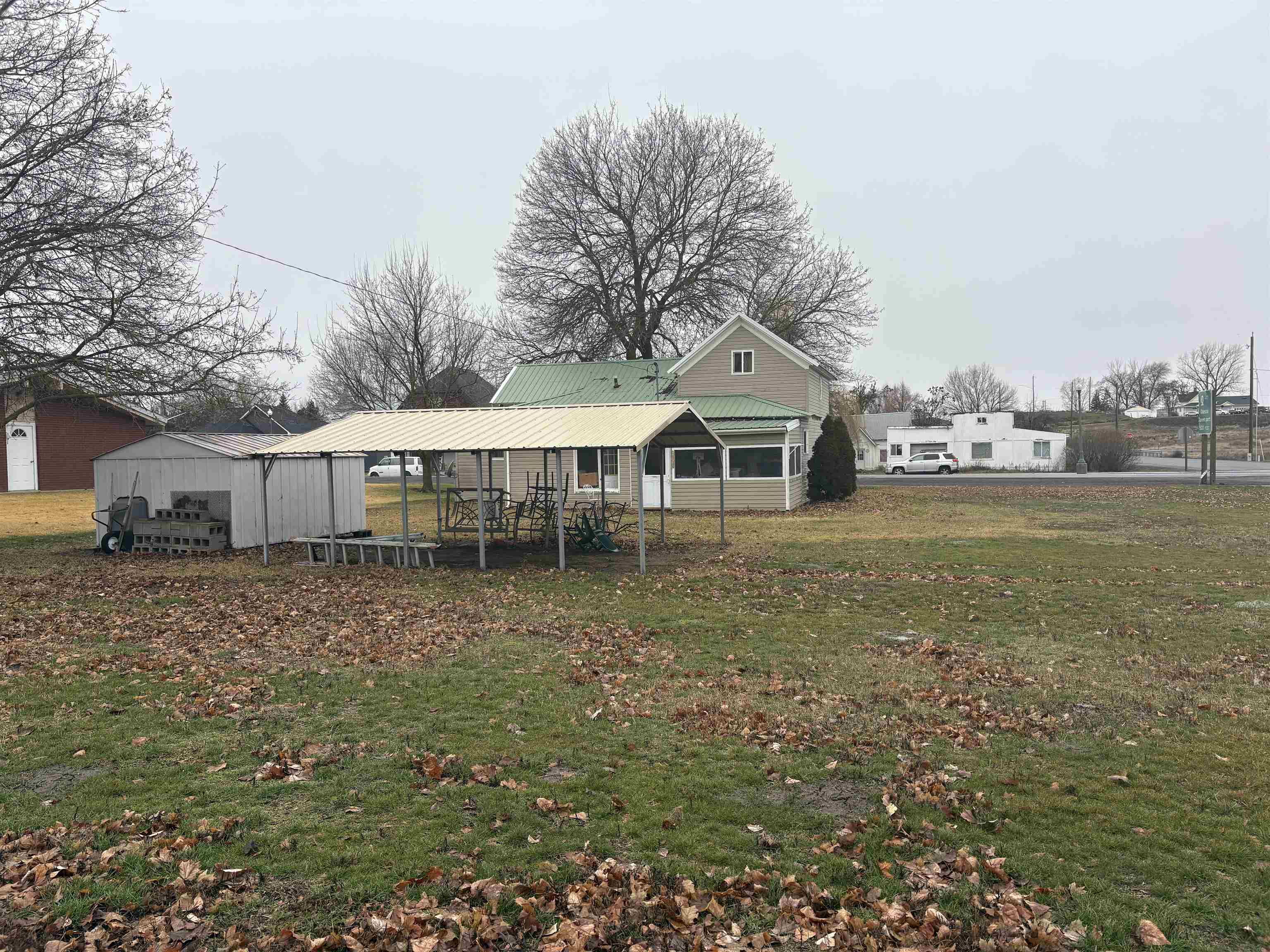 208 N 3rd St - Photo 7