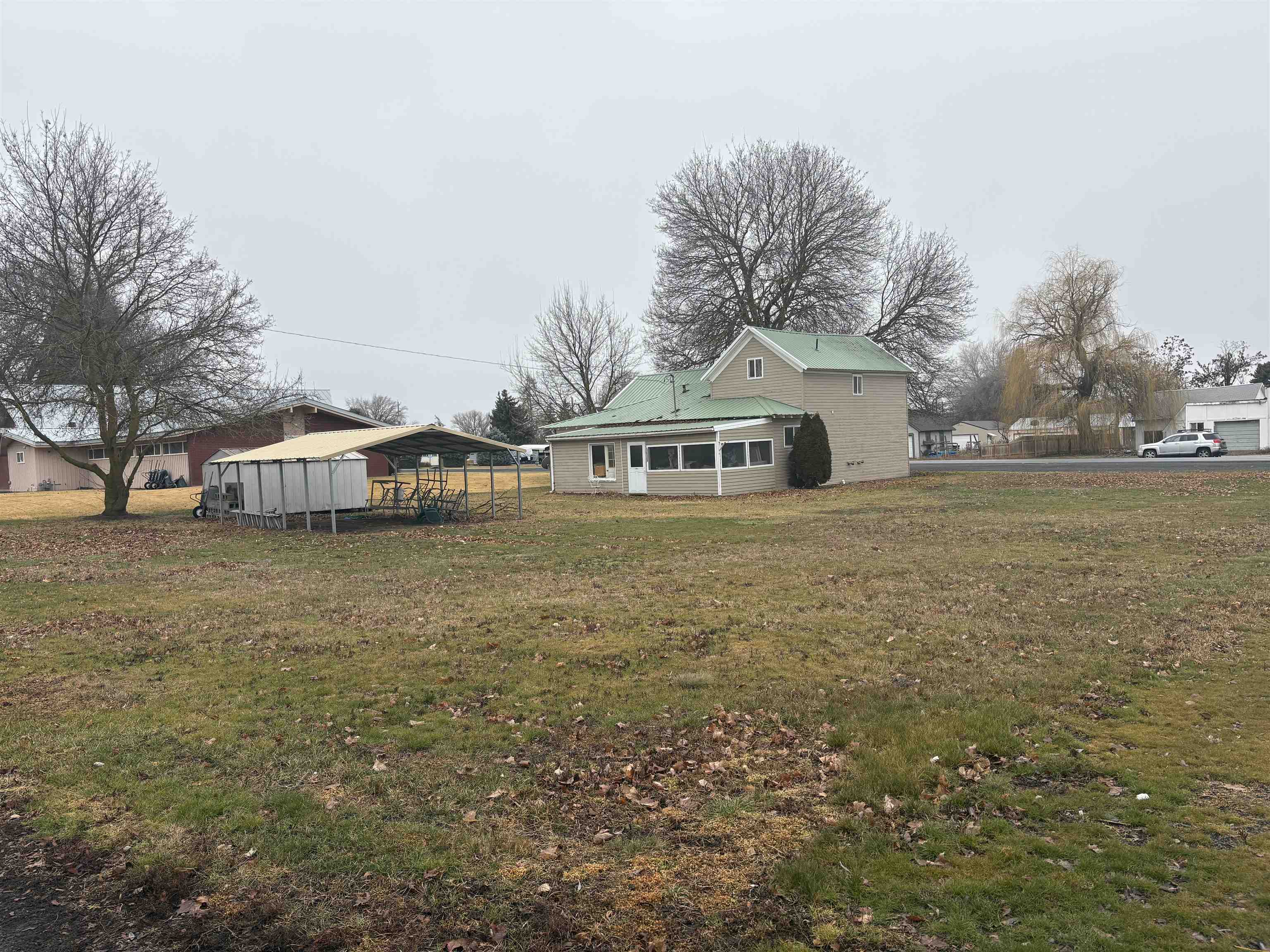 208 N 3rd St - Photo 8