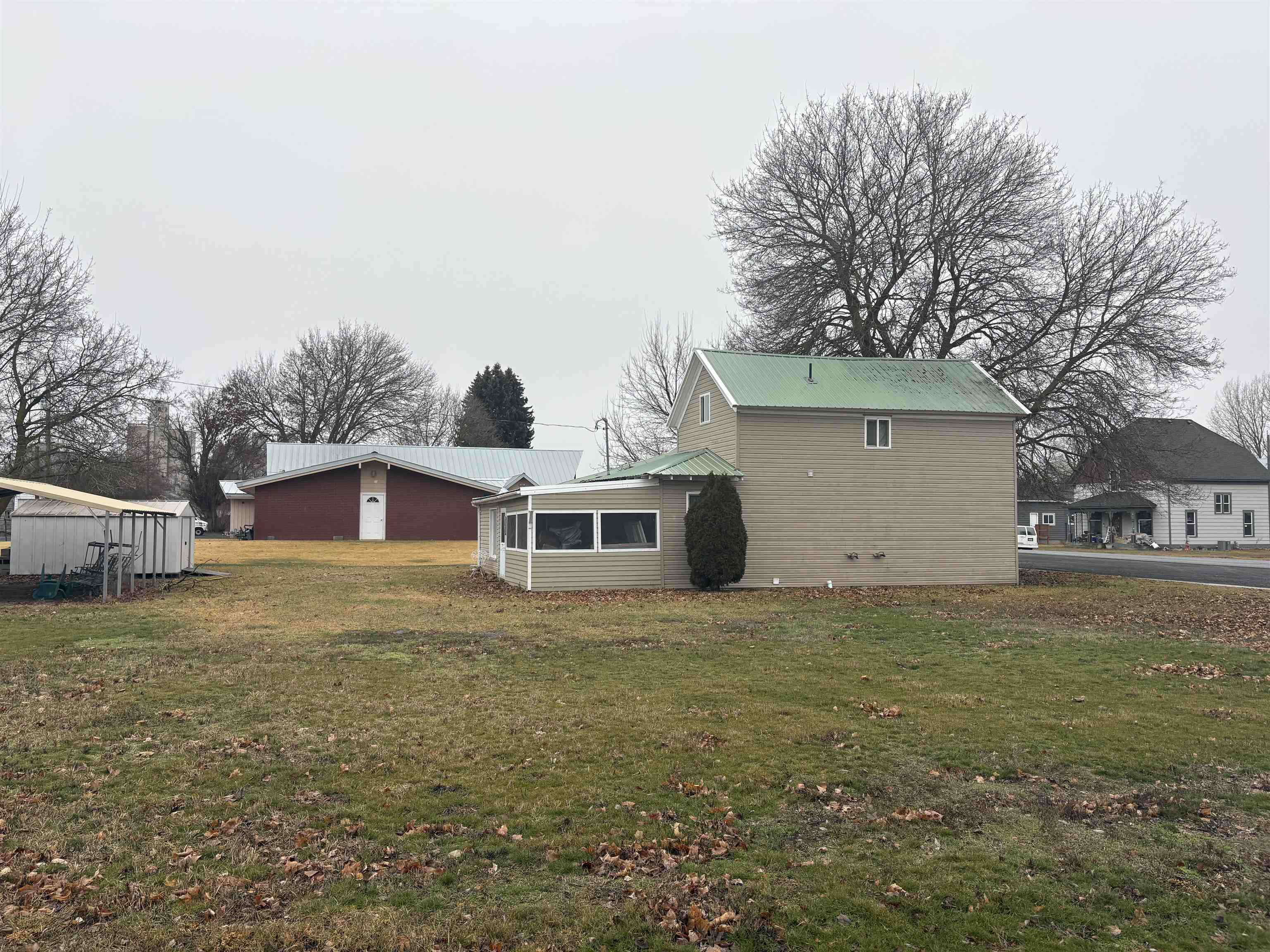 208 N 3rd St - Photo 10