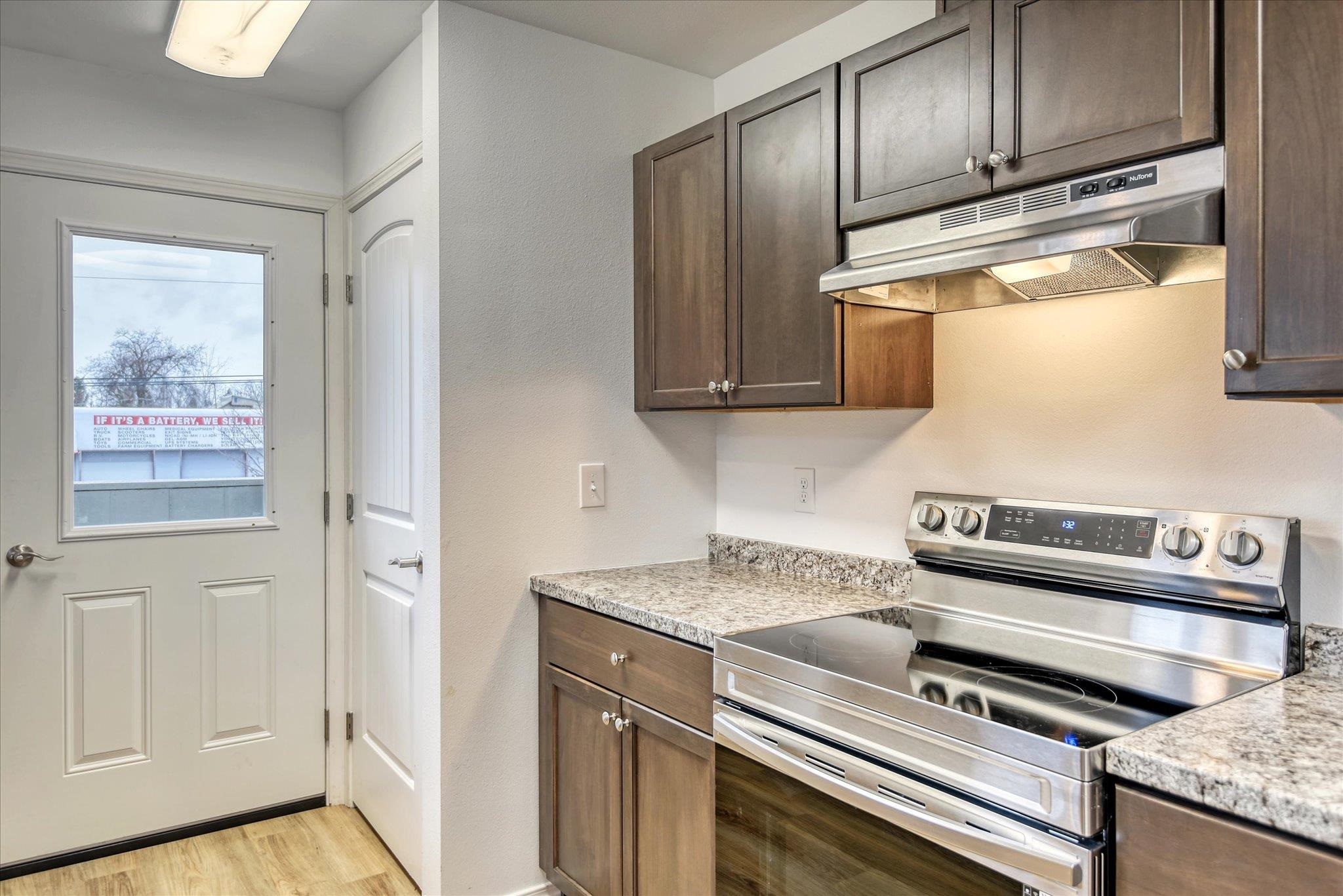 3002 N Crestline St - Photo 24