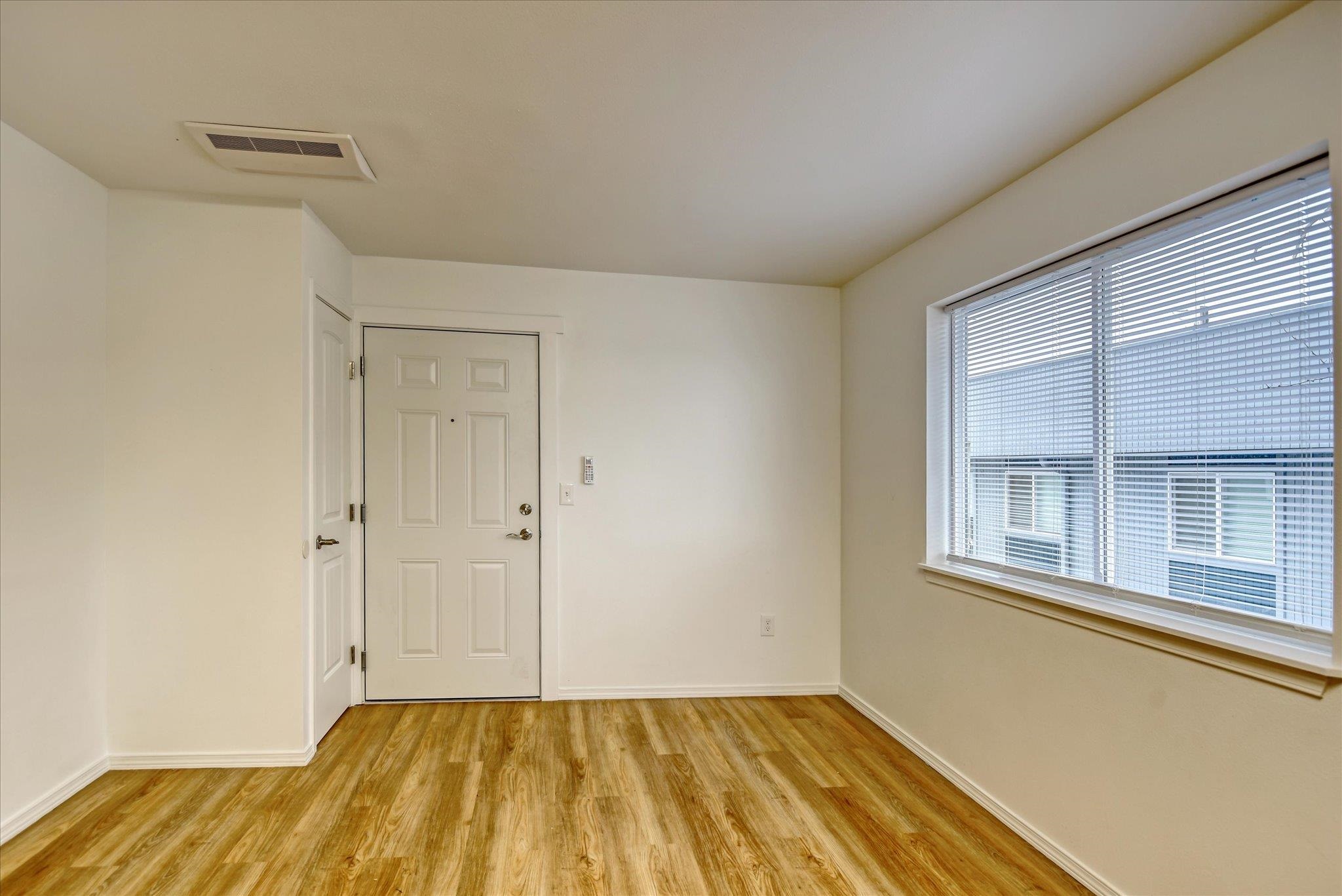 3002 N Crestline St - Photo 28