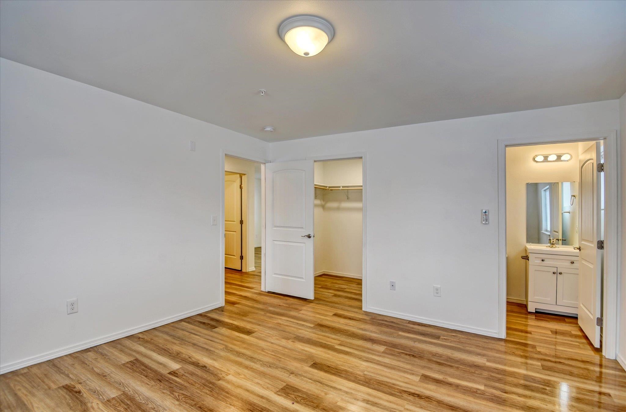 3002 N Crestline St - Photo 34