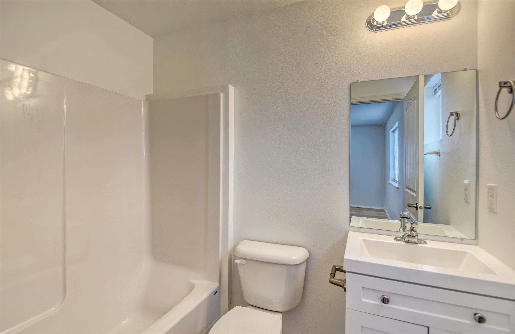 3002 N Crestline St - Photo 35