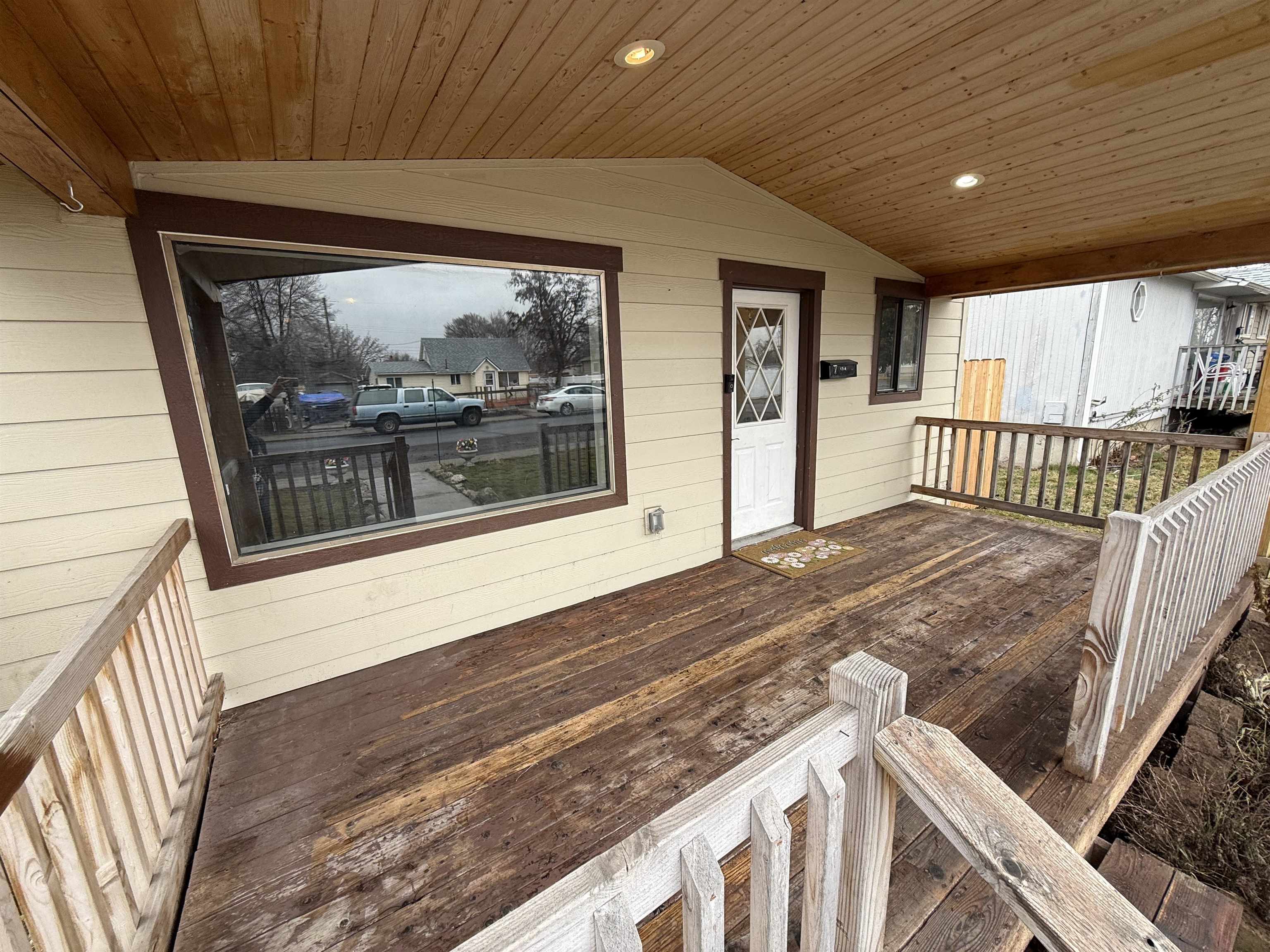 1714 E Wabash Ave - Photo 4