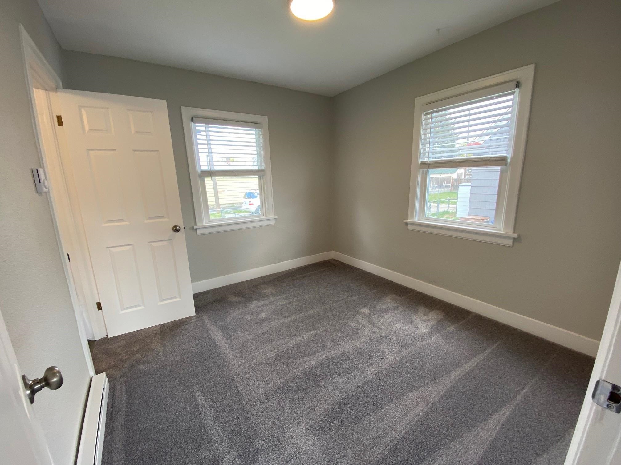 317 E WELLESLEY Ave - Photo 7