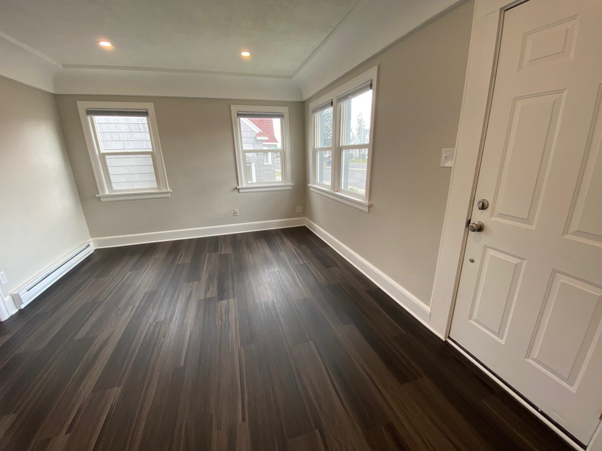 317 E WELLESLEY Ave - Photo 9