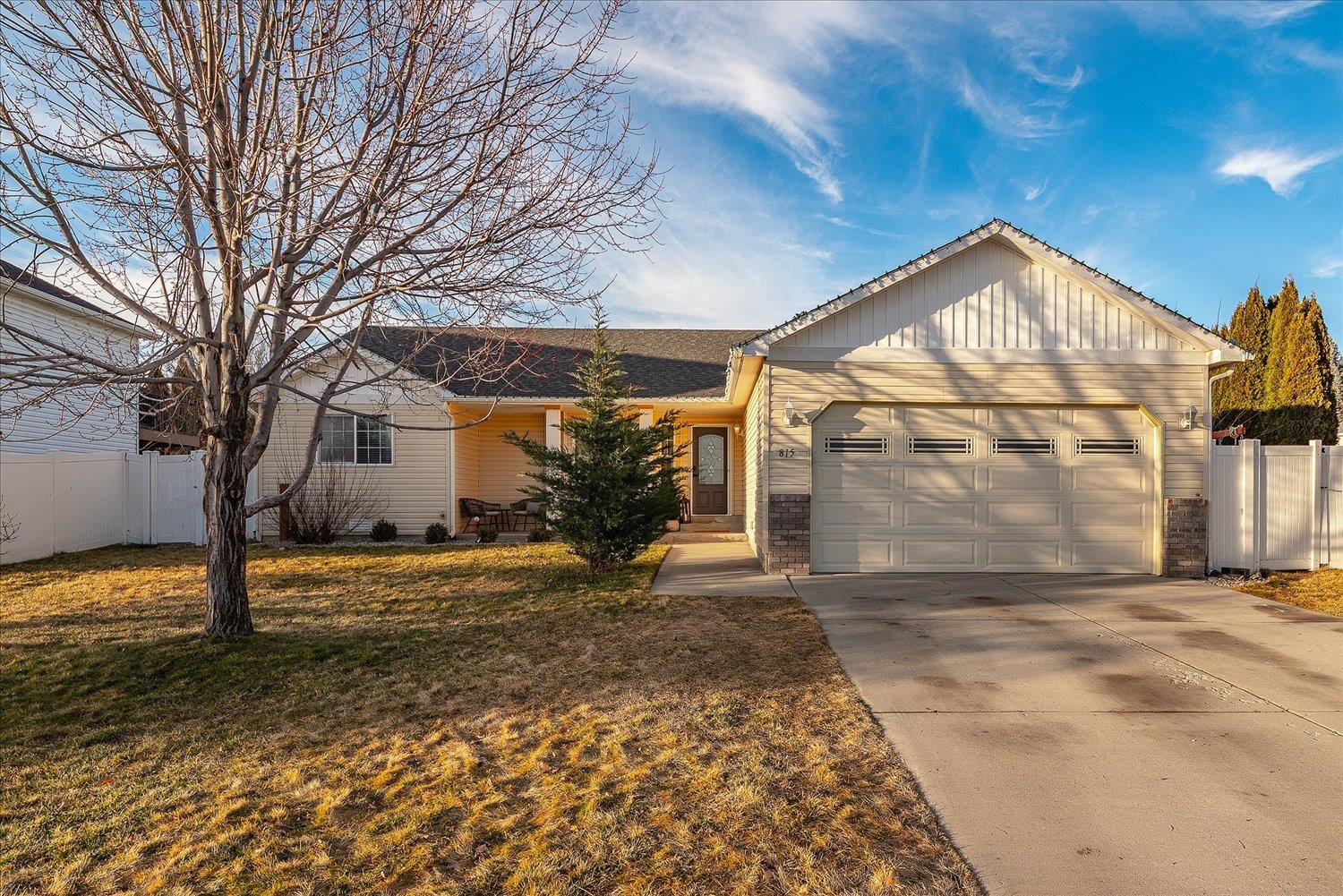 815 E Collin Ave Ave - Photo 1