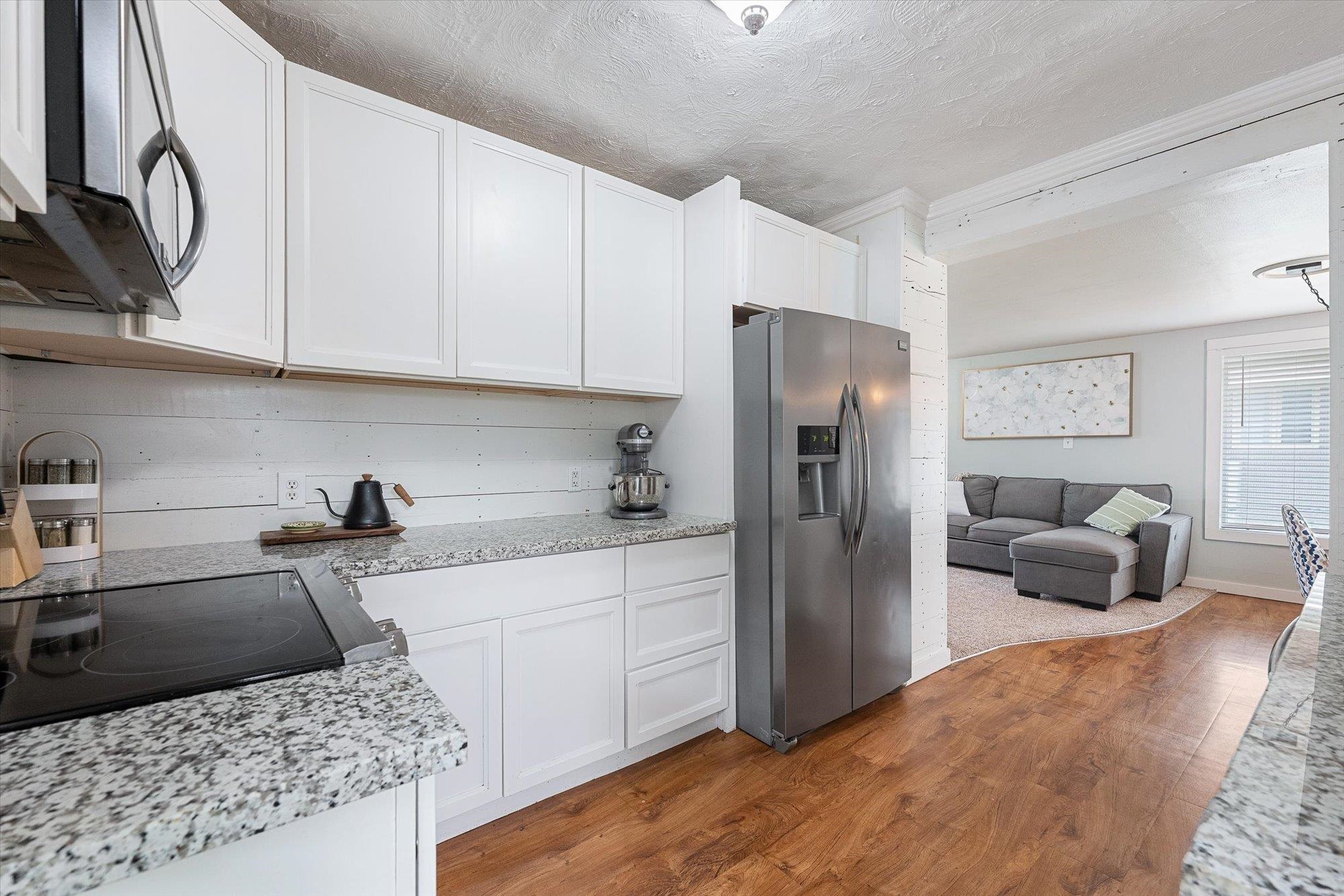 824 E Rockwell Ave - Photo 12