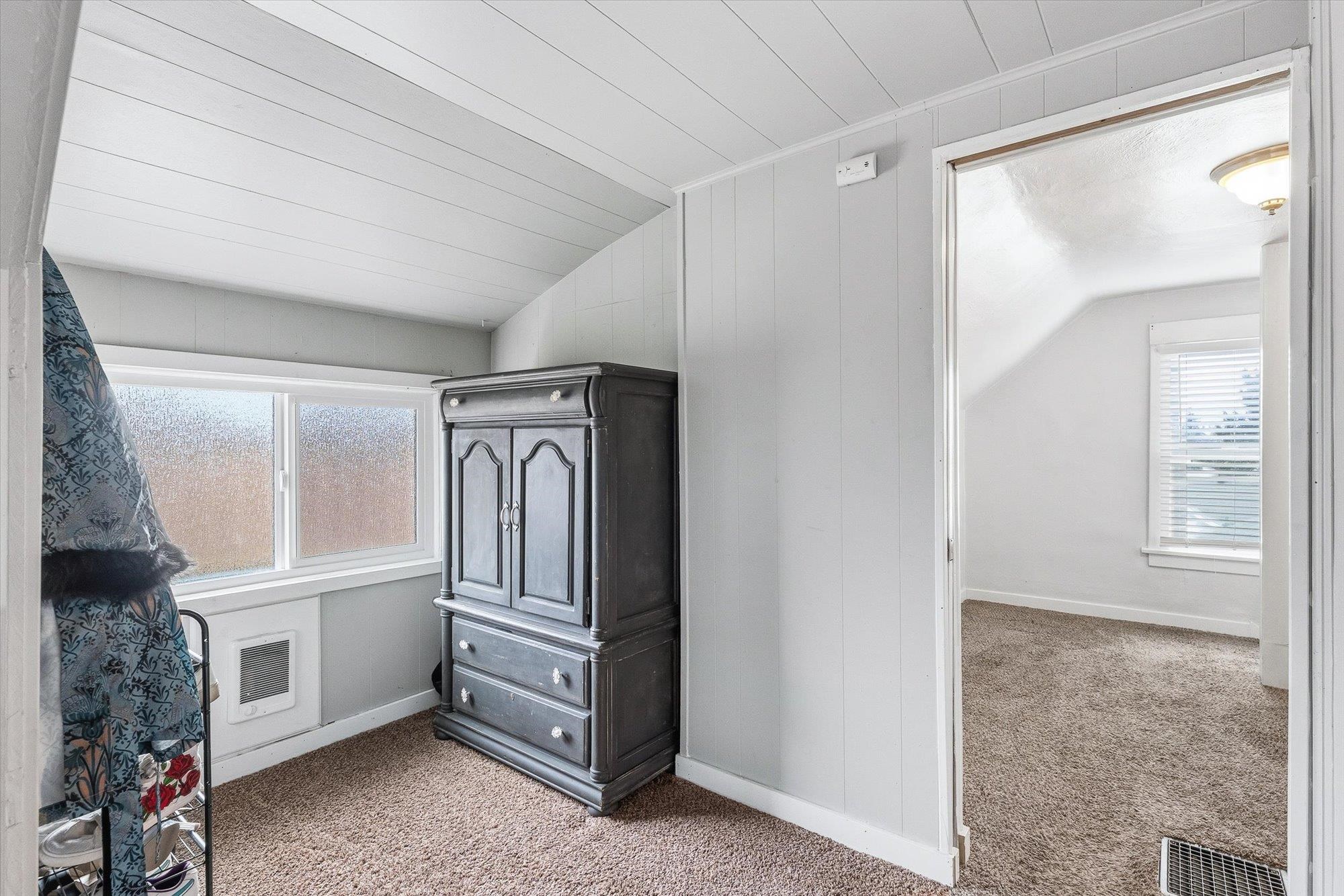 824 E Rockwell Ave - Photo 14