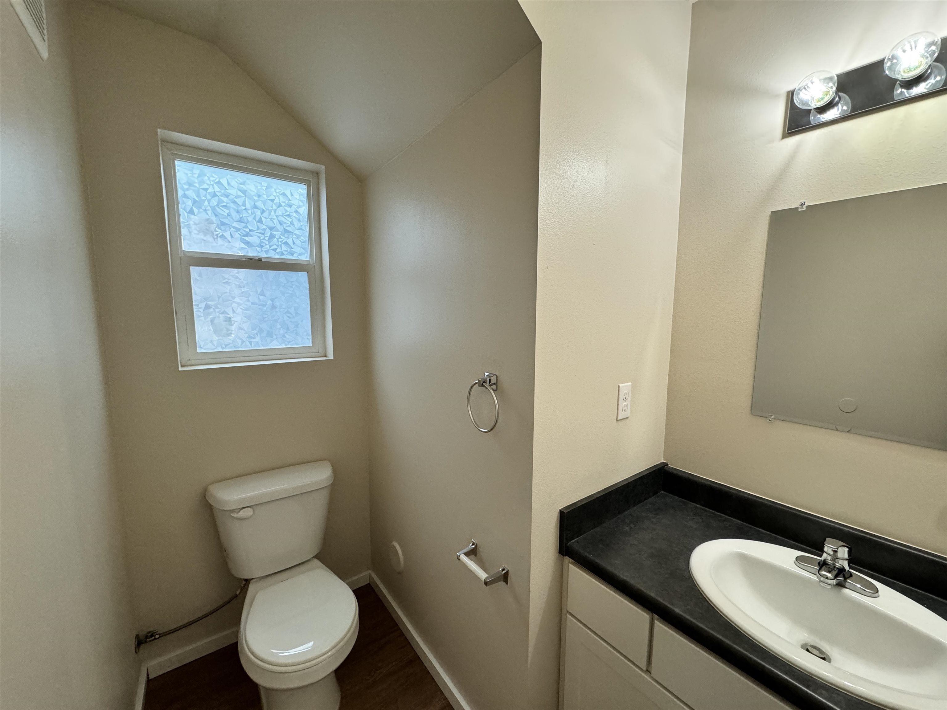 308-318 W 3rd St - Photo 33