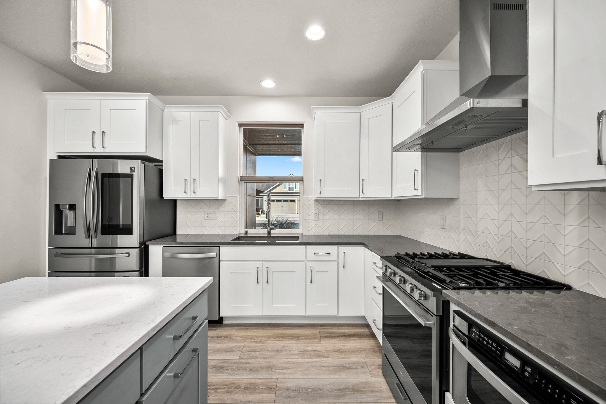 20870 E Deschutes Ave - Photo 5
