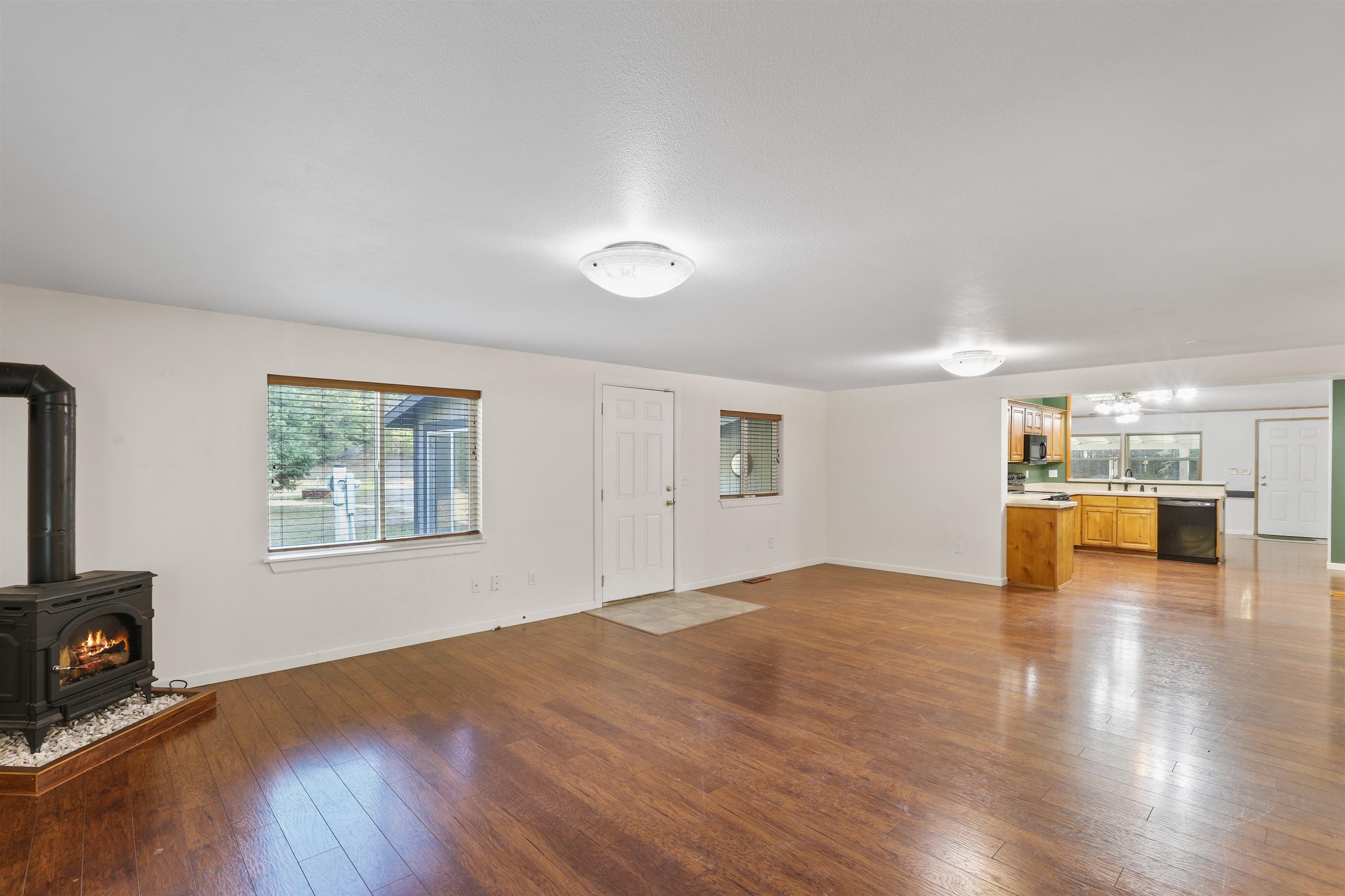 571 Buck Creek Rd - Photo 5