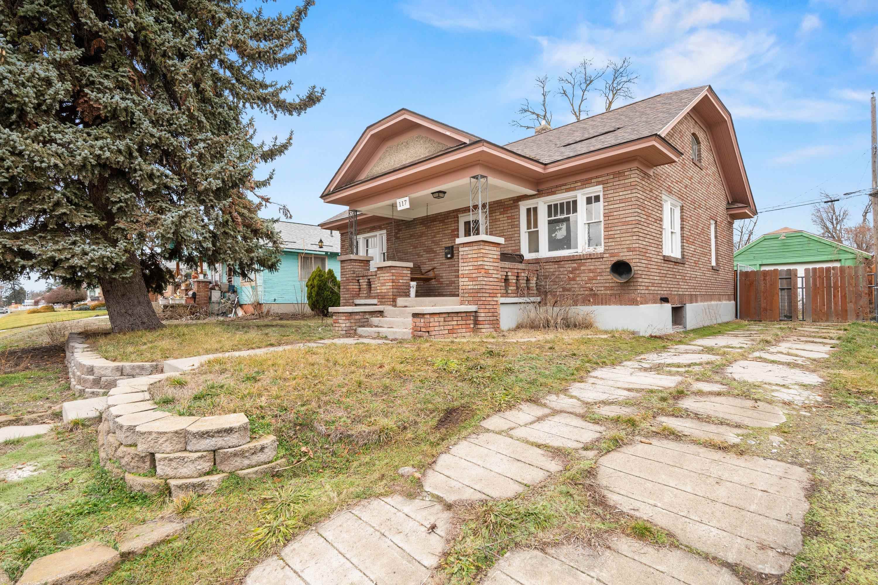 117 E Glass Ave - Photo 3