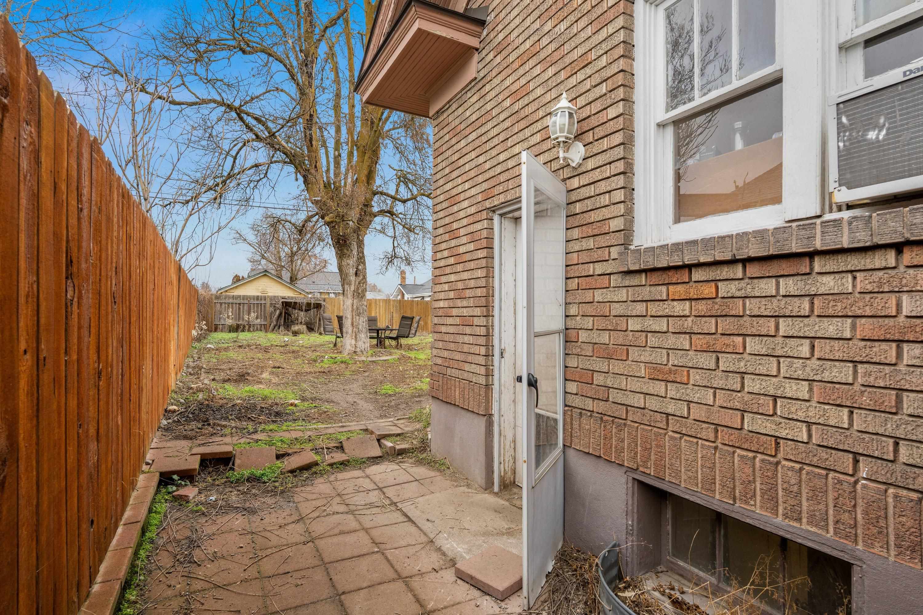 117 E Glass Ave - Photo 27