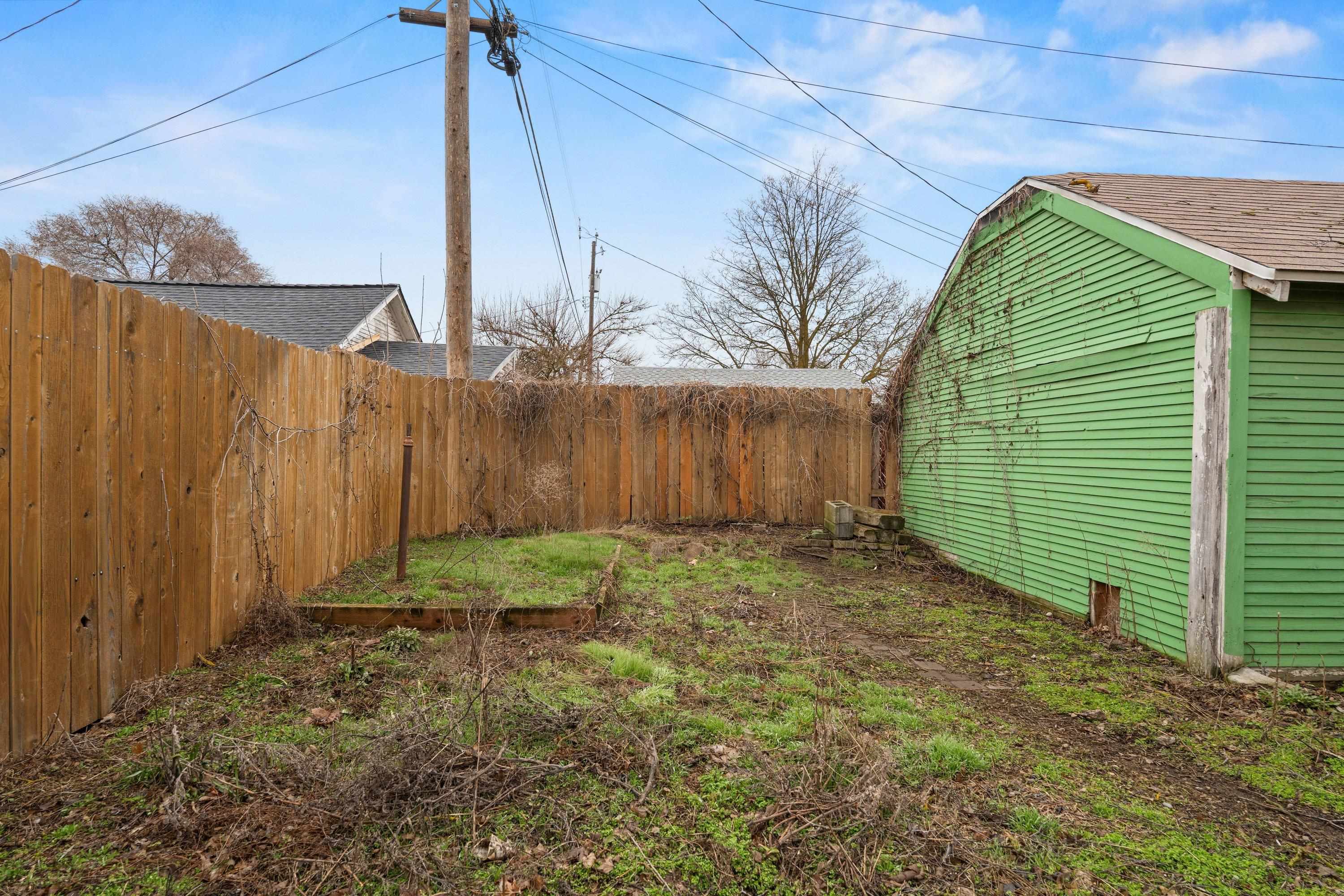 117 E Glass Ave - Photo 30