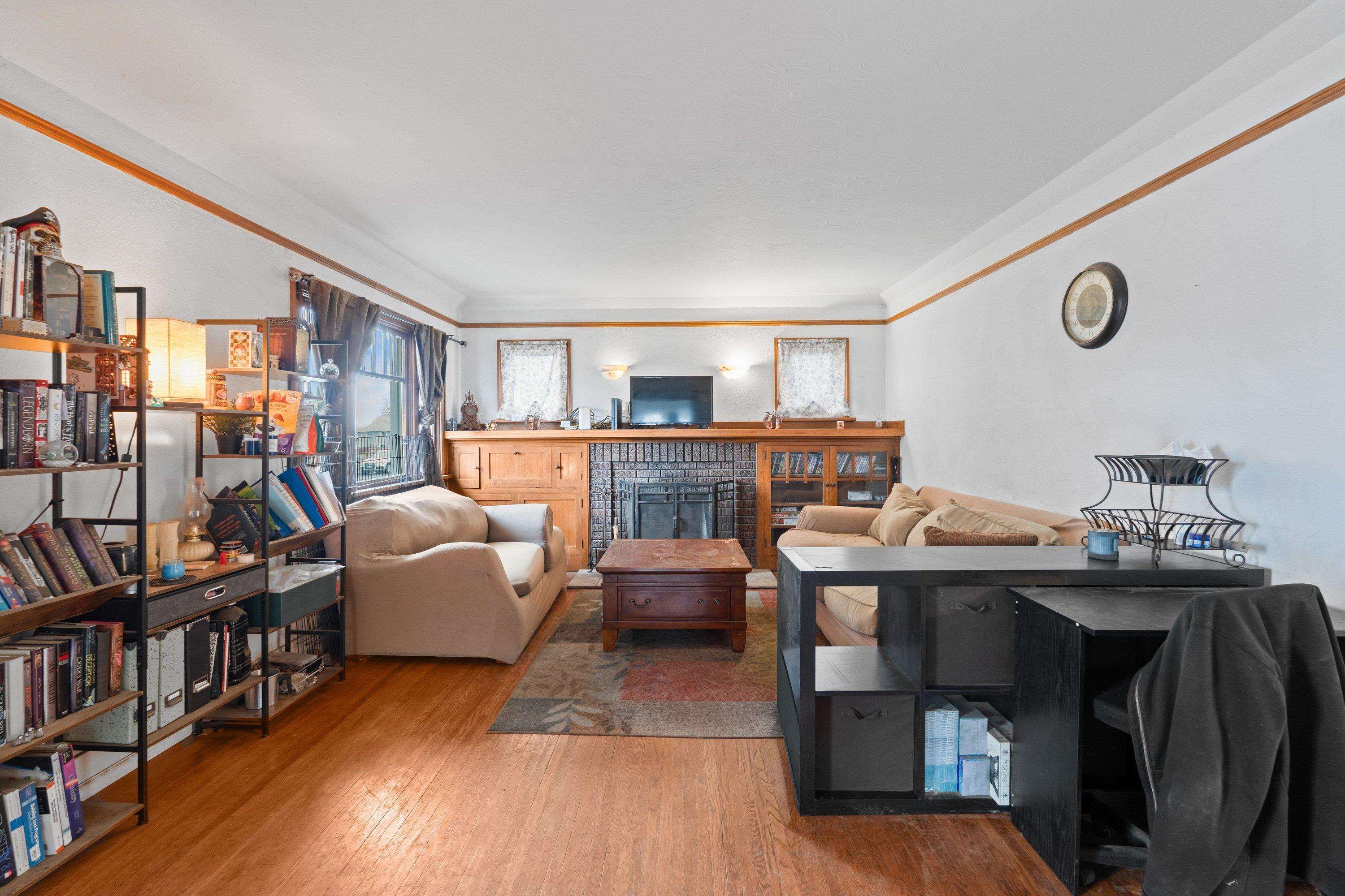 117 E Glass Ave - Photo 4