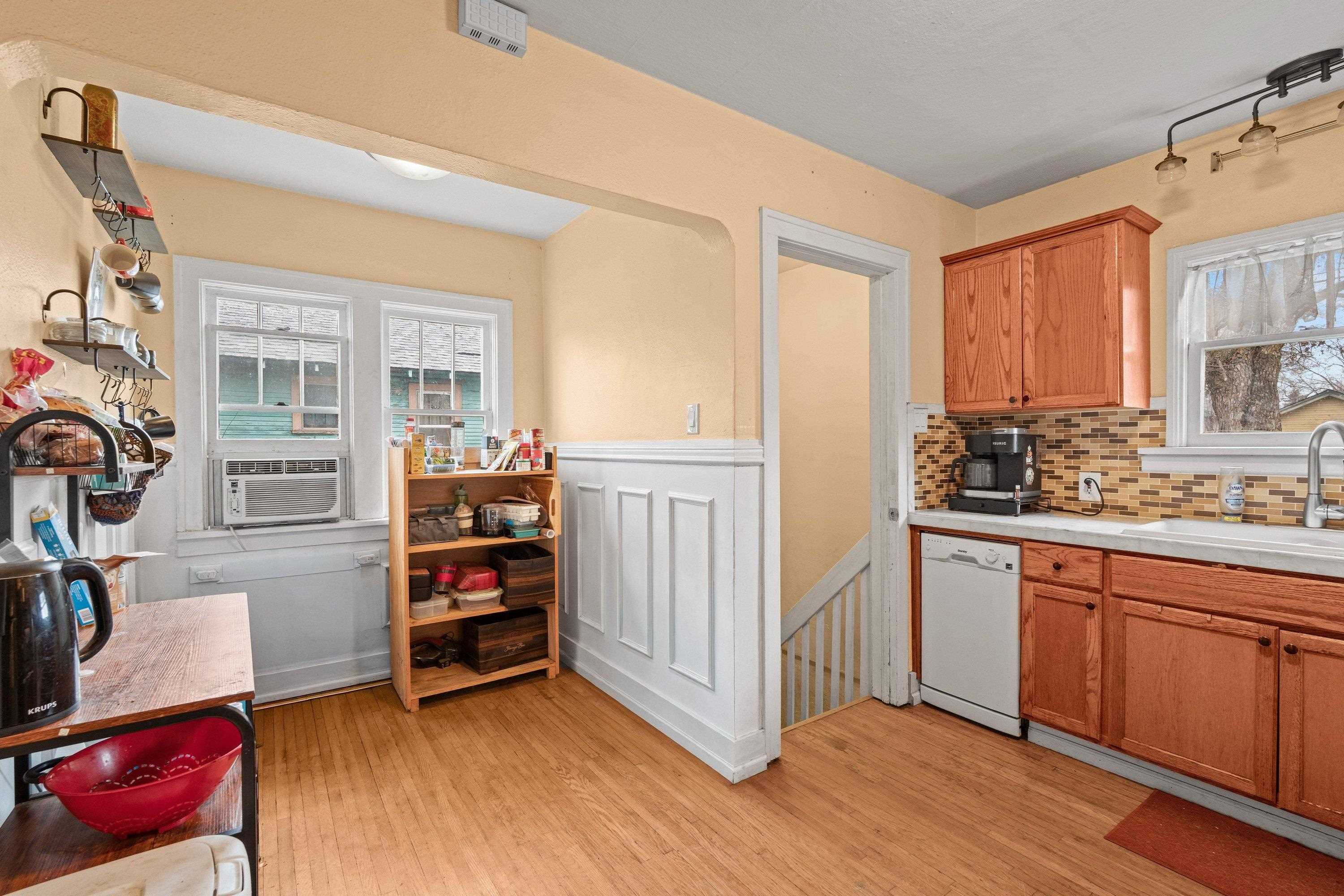 117 E Glass Ave - Photo 8