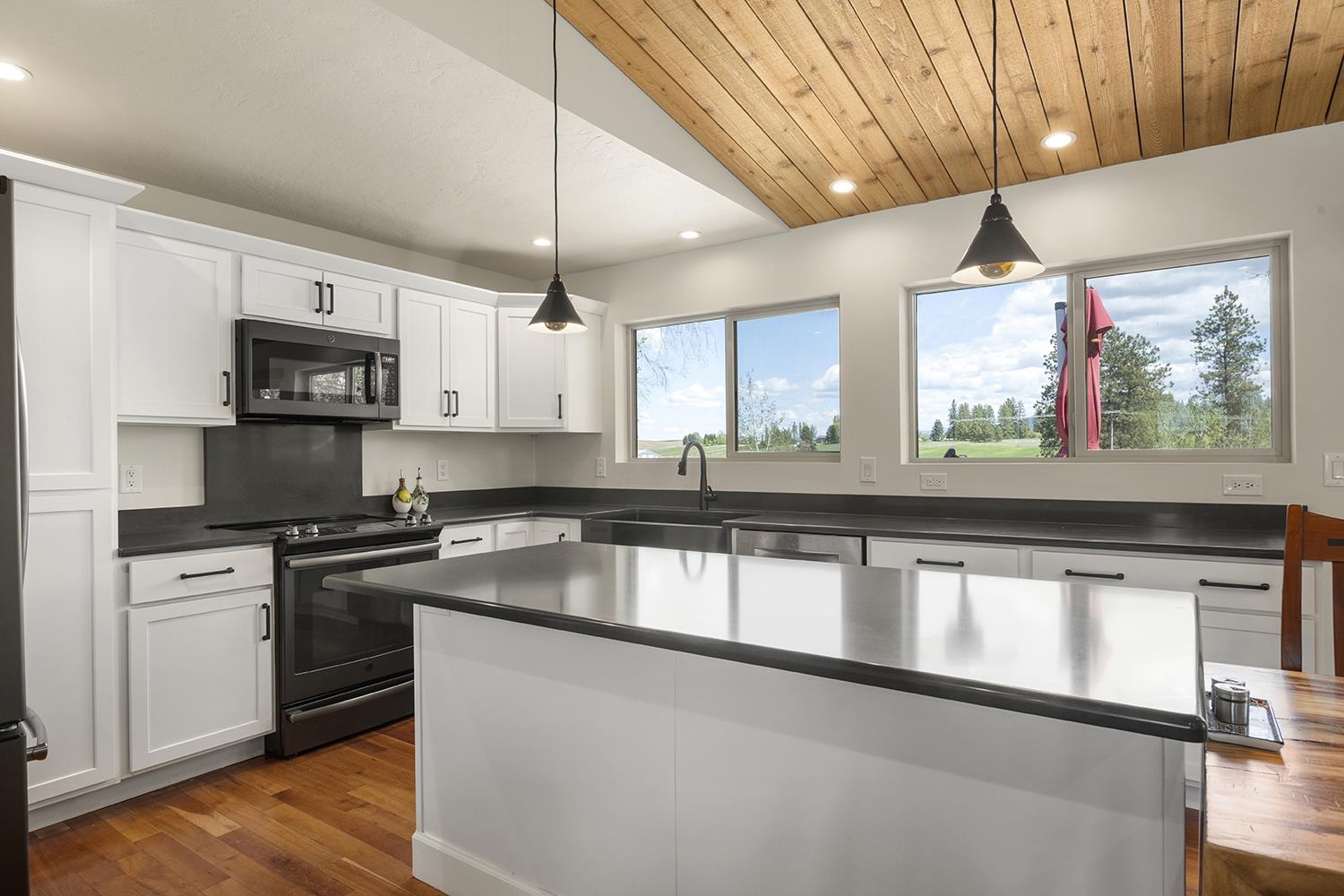10409 E Palouse Hwy - Photo 12