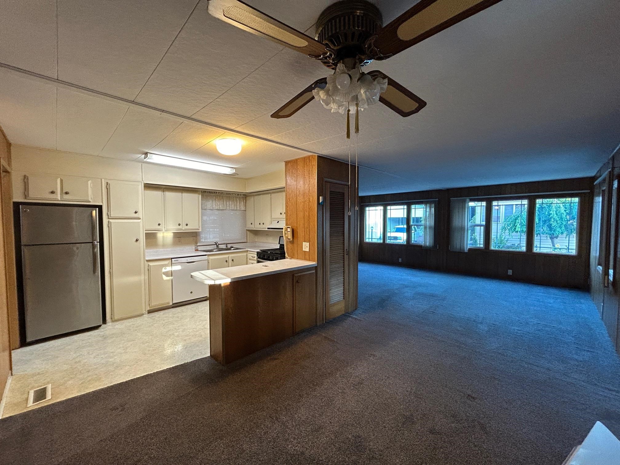 208 S NEYLAND St - Photo 9