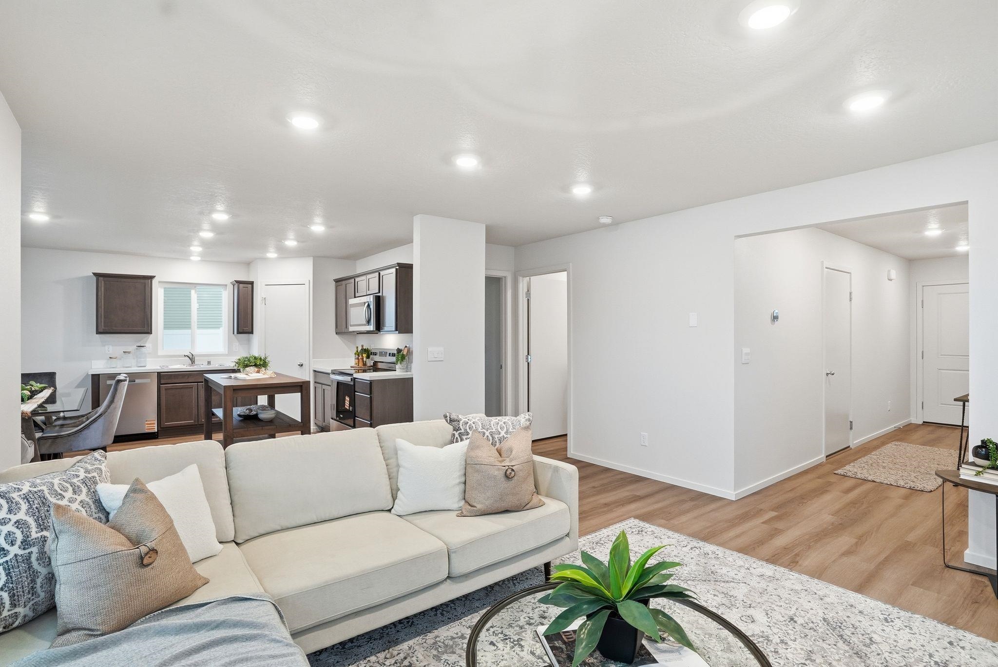 1618 E A St - Photo 5