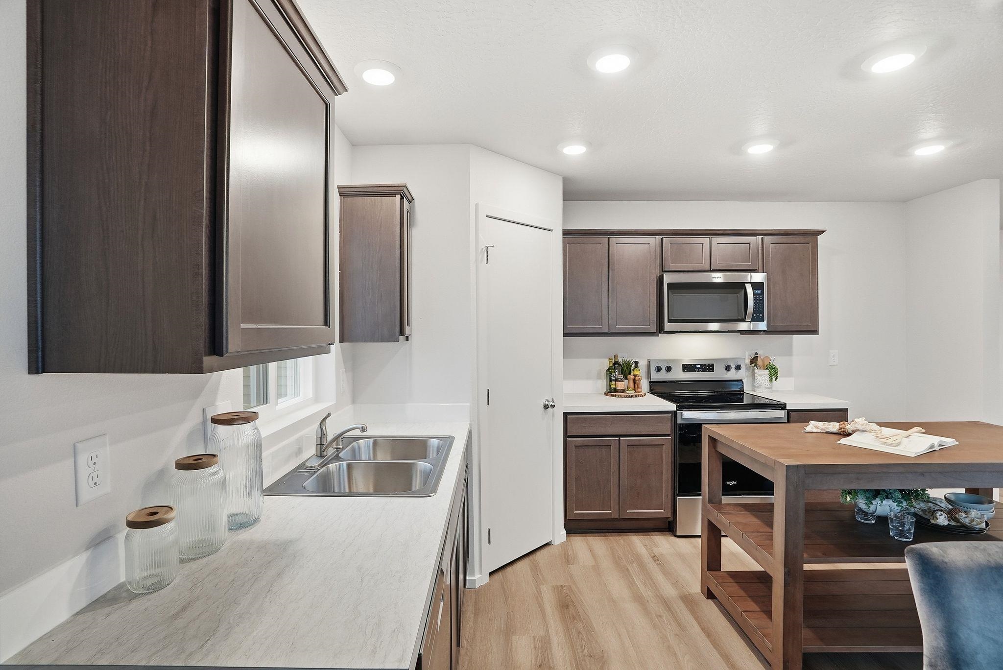 1618 E A St - Photo 9
